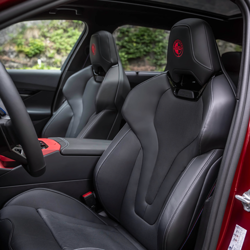 2027 Bovensiepen 05 GT Fire Red Interior
