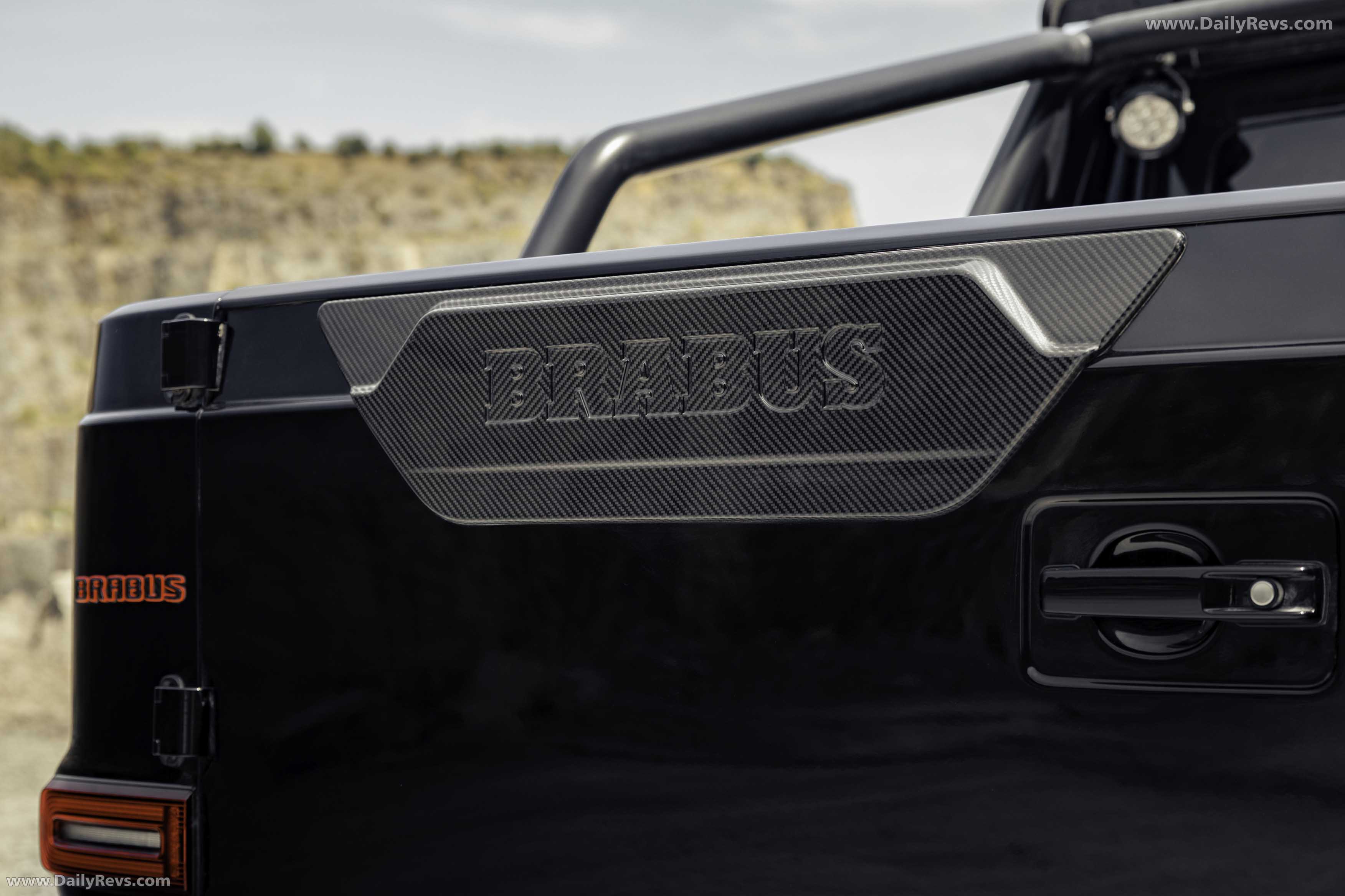 2026 Brabus XLP 800 6x6 Adventure Exterior