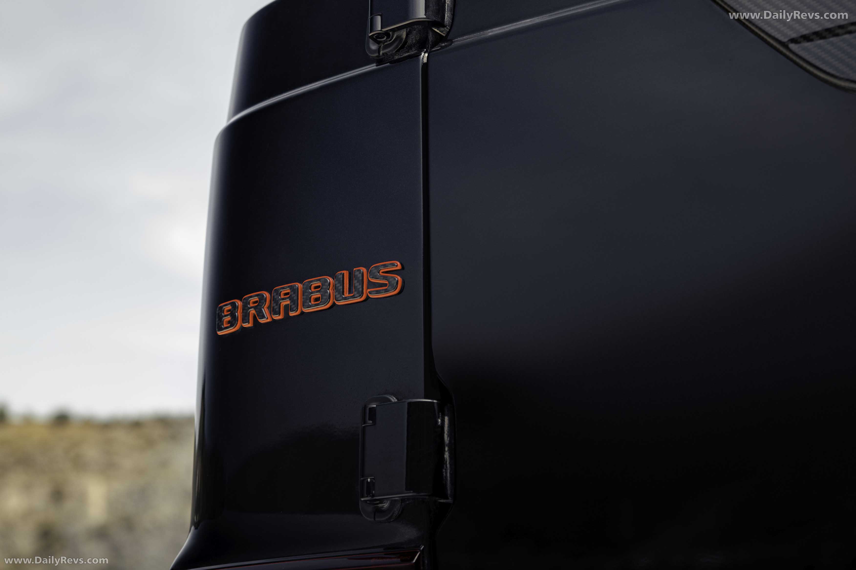 2026 Brabus XLP 800 6x6 Adventure Exterior