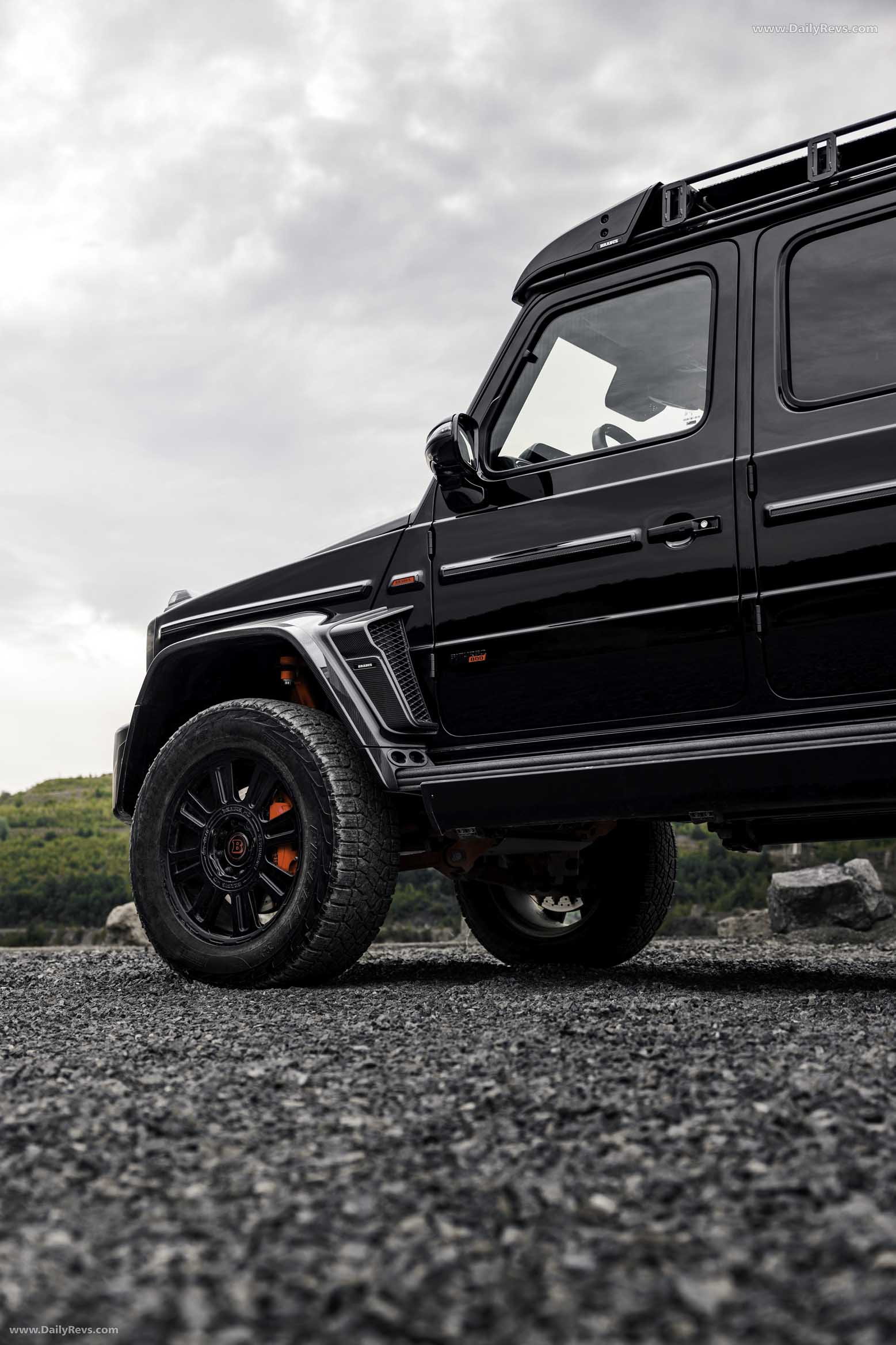 2026 Brabus XLP 800 6x6 Adventure Exterior