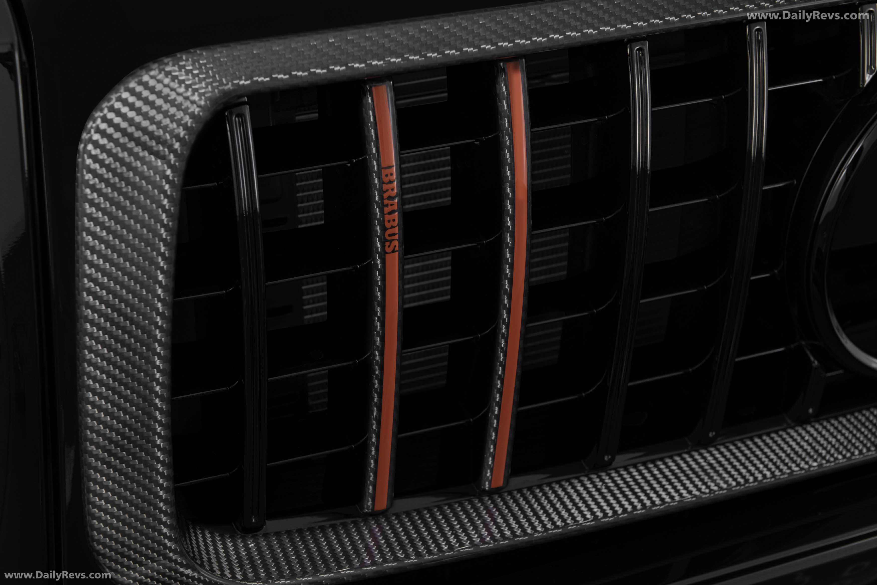 2026 Brabus XLP 800 6x6 Adventure Exterior