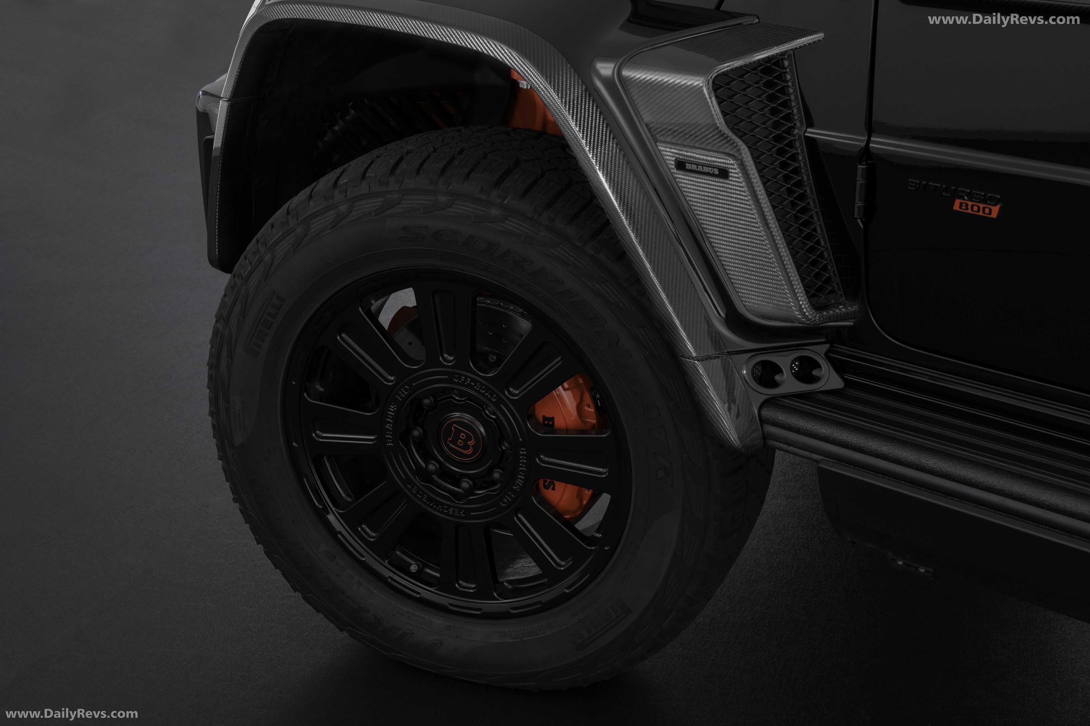 2026 Brabus XLP 800 6x6 Adventure Exterior