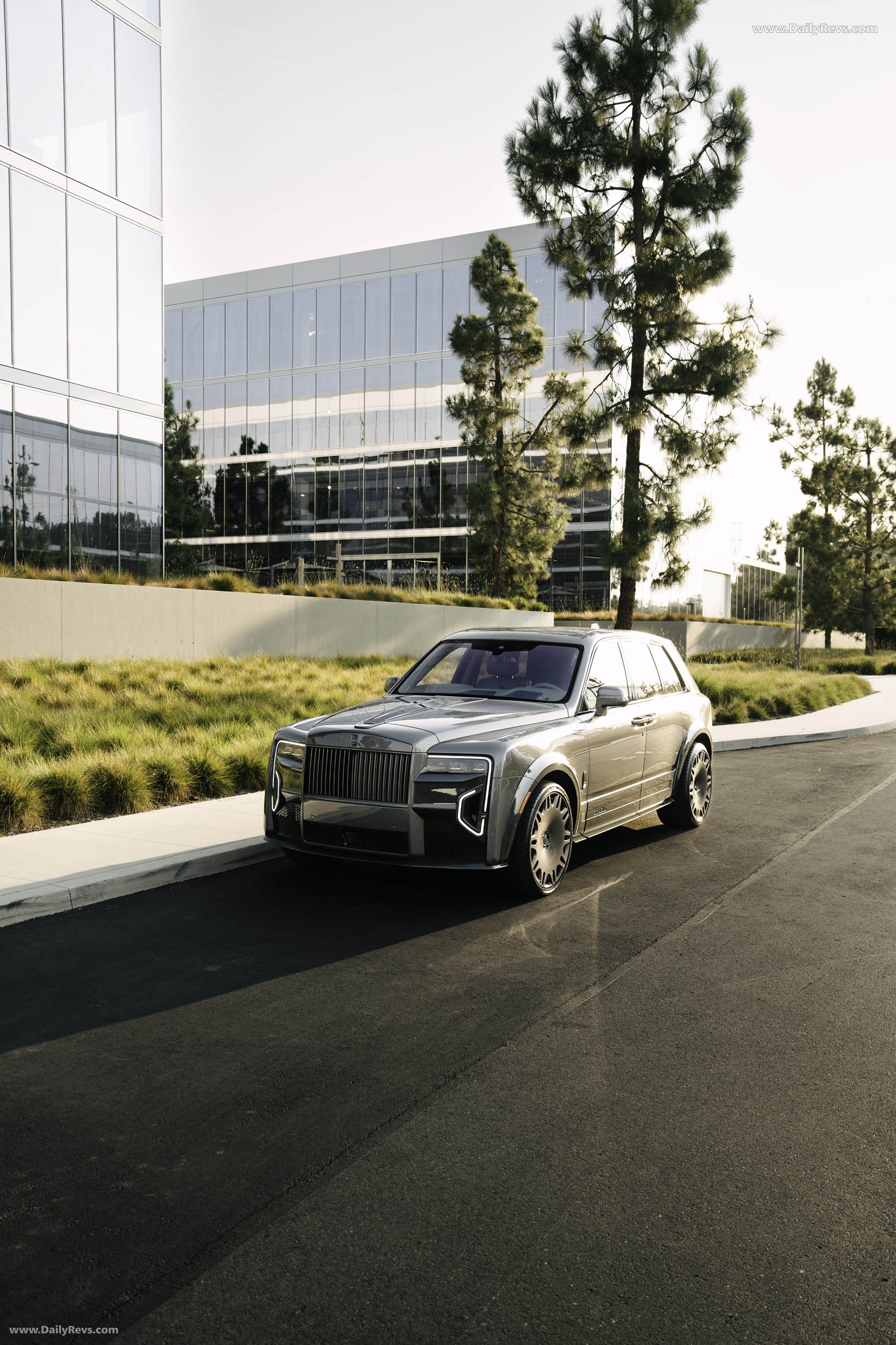 2026 Brabus 700 Rolls-Royce Cullinan Series II Front View