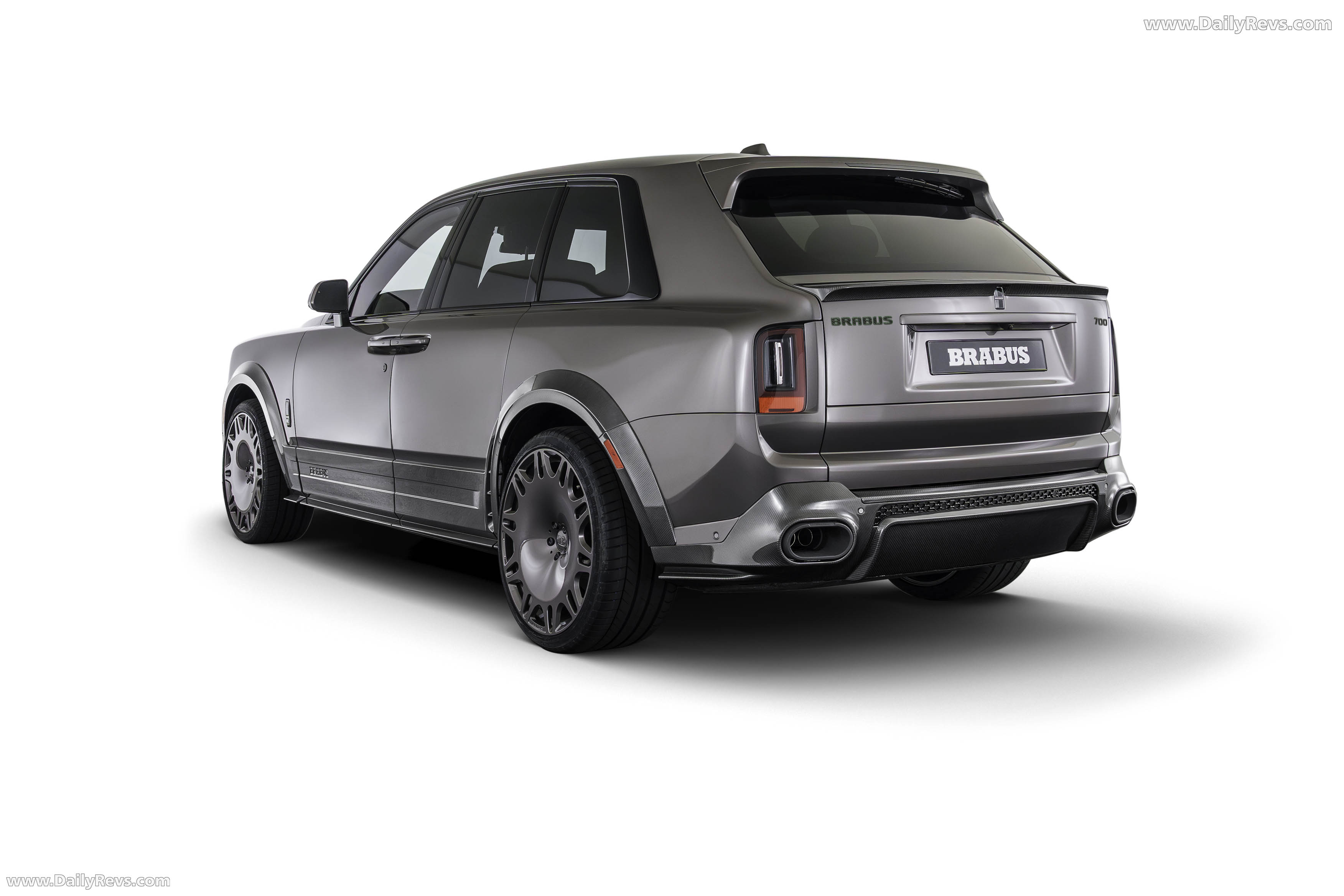 2026 Brabus 700 Rolls-Royce Cullinan Series II Rear View