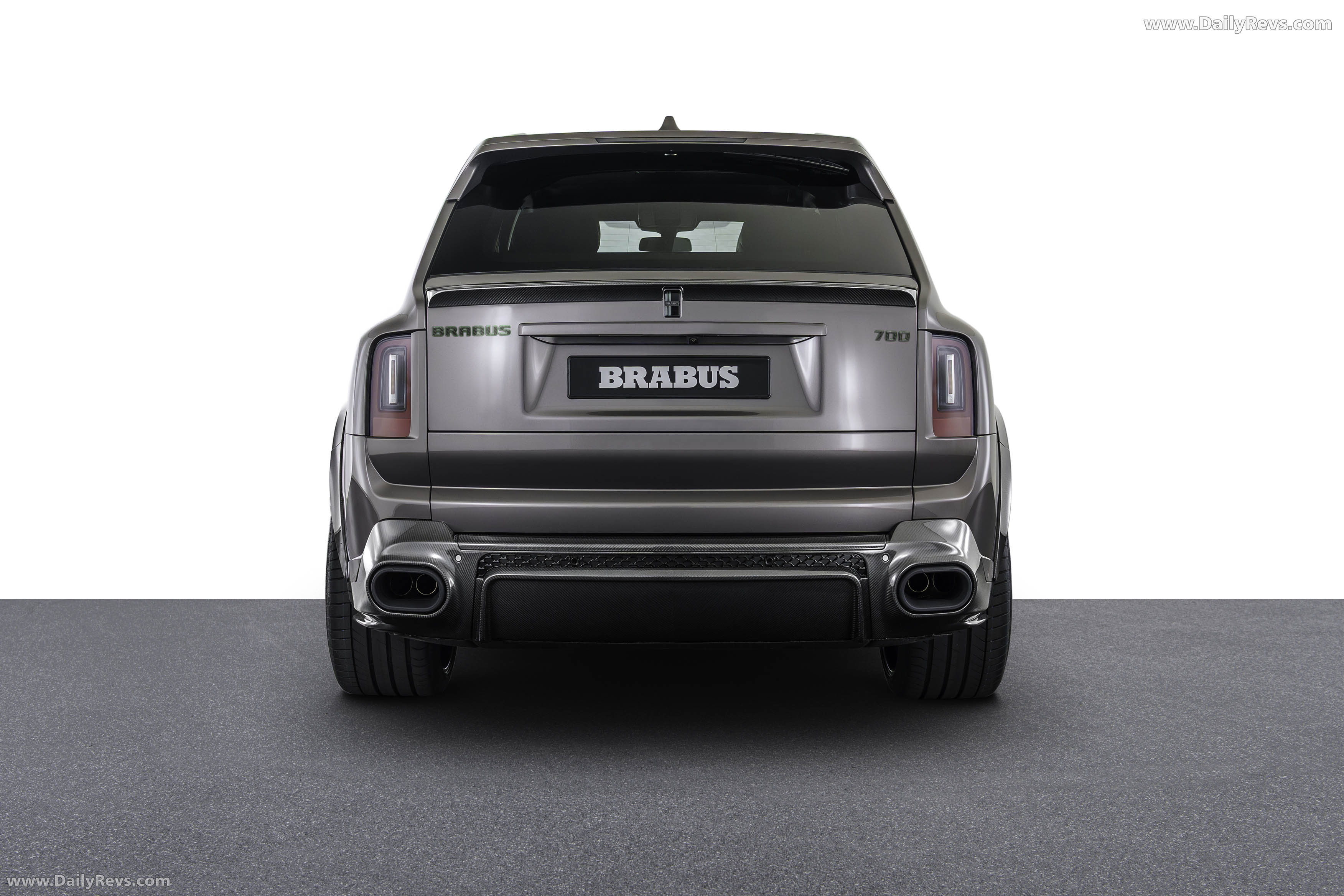 2026 Brabus 700 Rolls-Royce Cullinan Series II Rear View