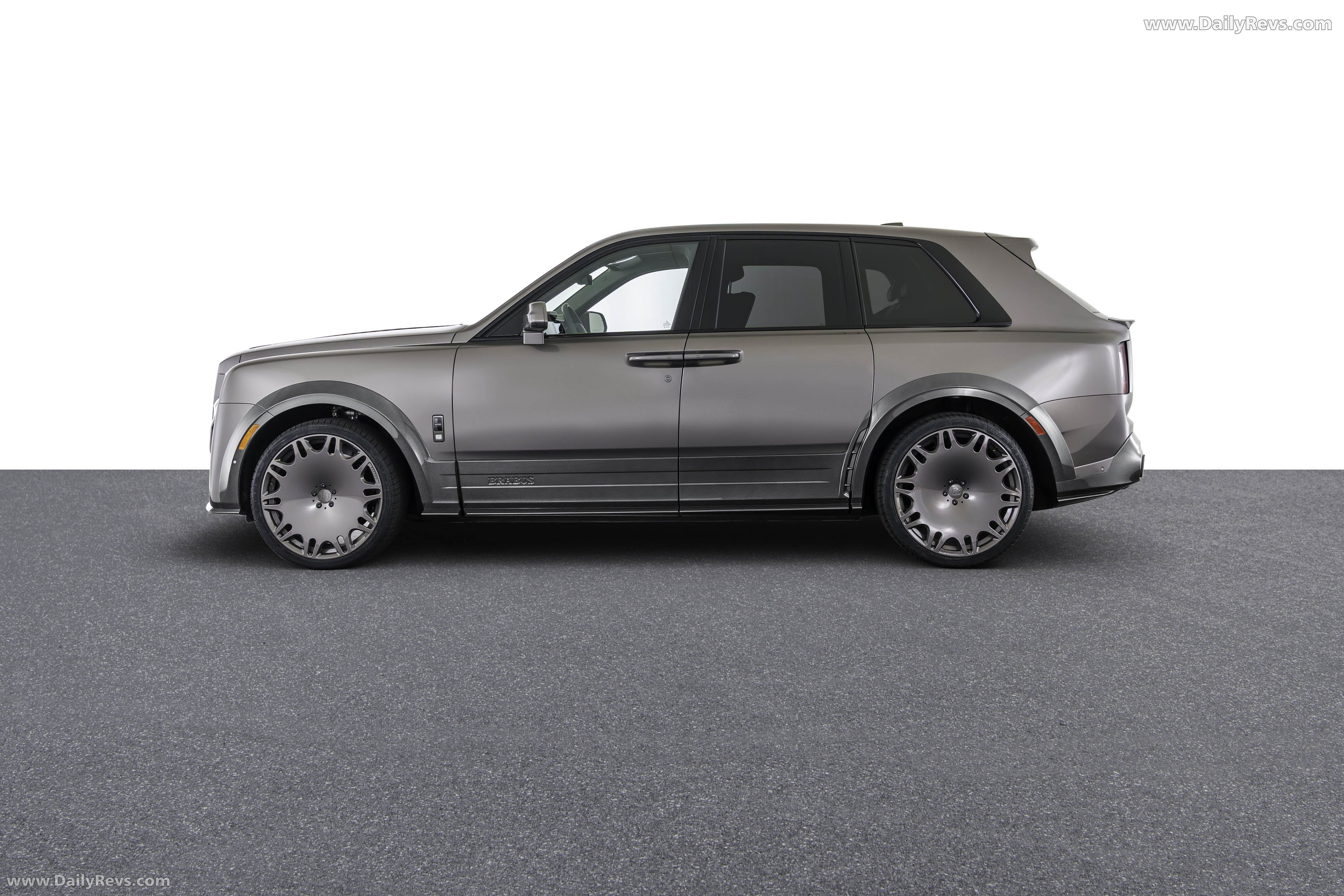 2026 Brabus 700 Rolls-Royce Cullinan Series II Side View