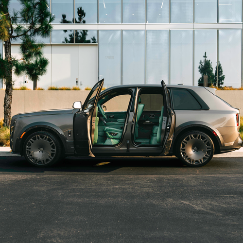 2026 Brabus 700 Rolls-Royce Cullinan Series II Side View