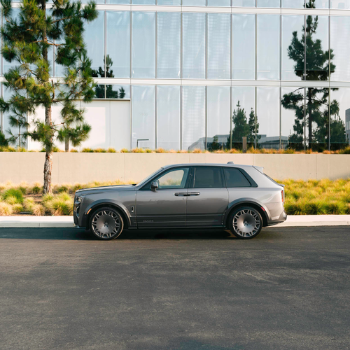 2026 Brabus 700 Rolls-Royce Cullinan Series II Side View