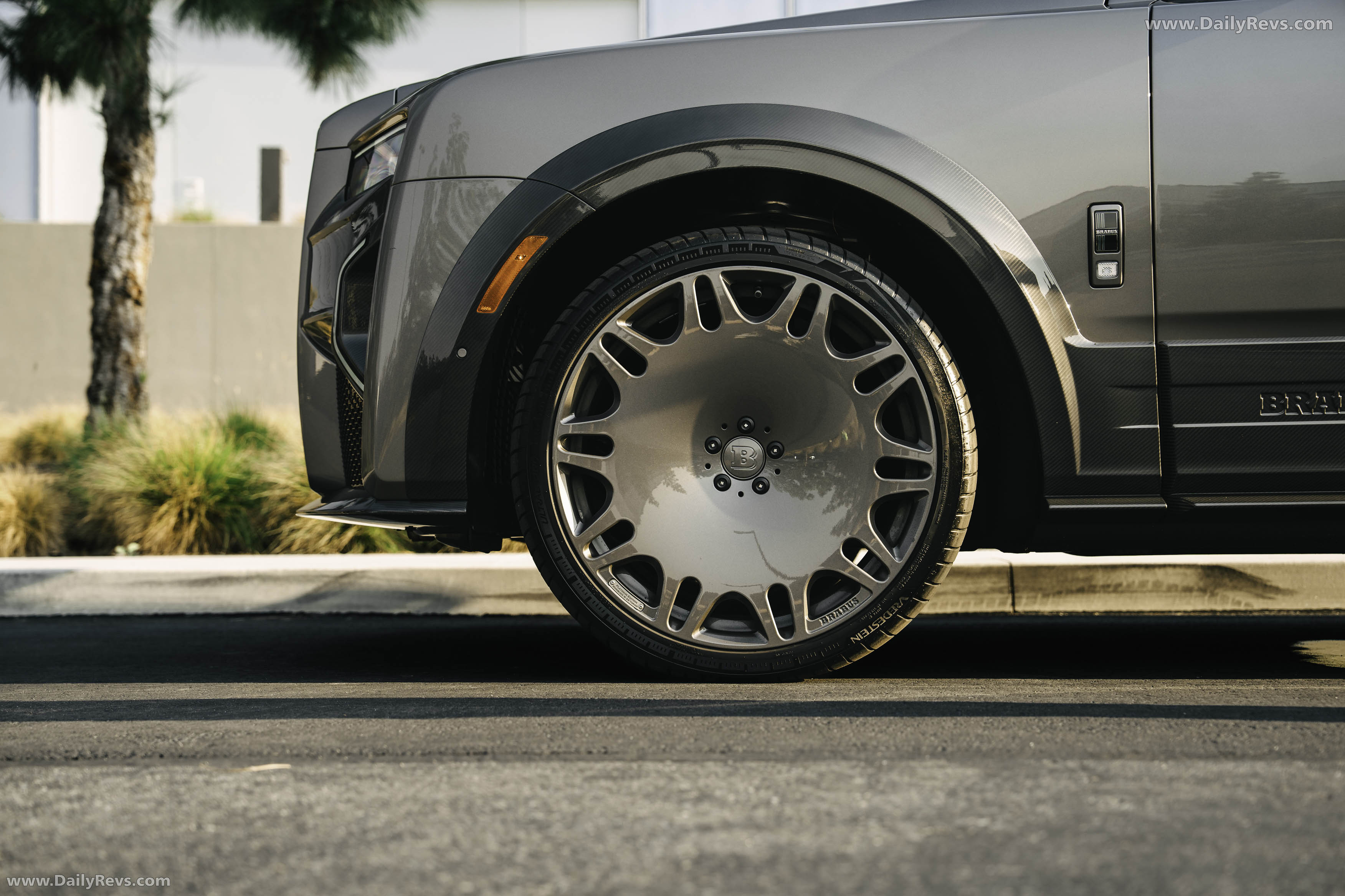 2026 Brabus 700 Rolls-Royce Cullinan Series II Exterior