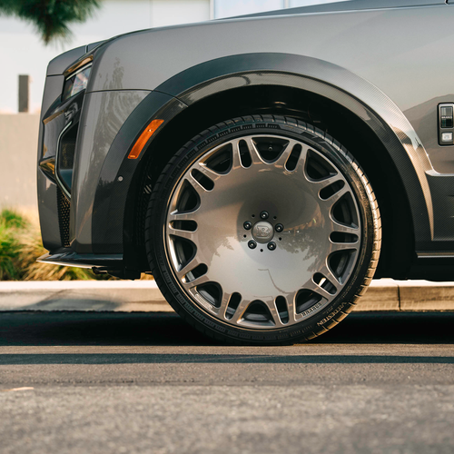 2026 Brabus 700 Rolls-Royce Cullinan Series II Exterior