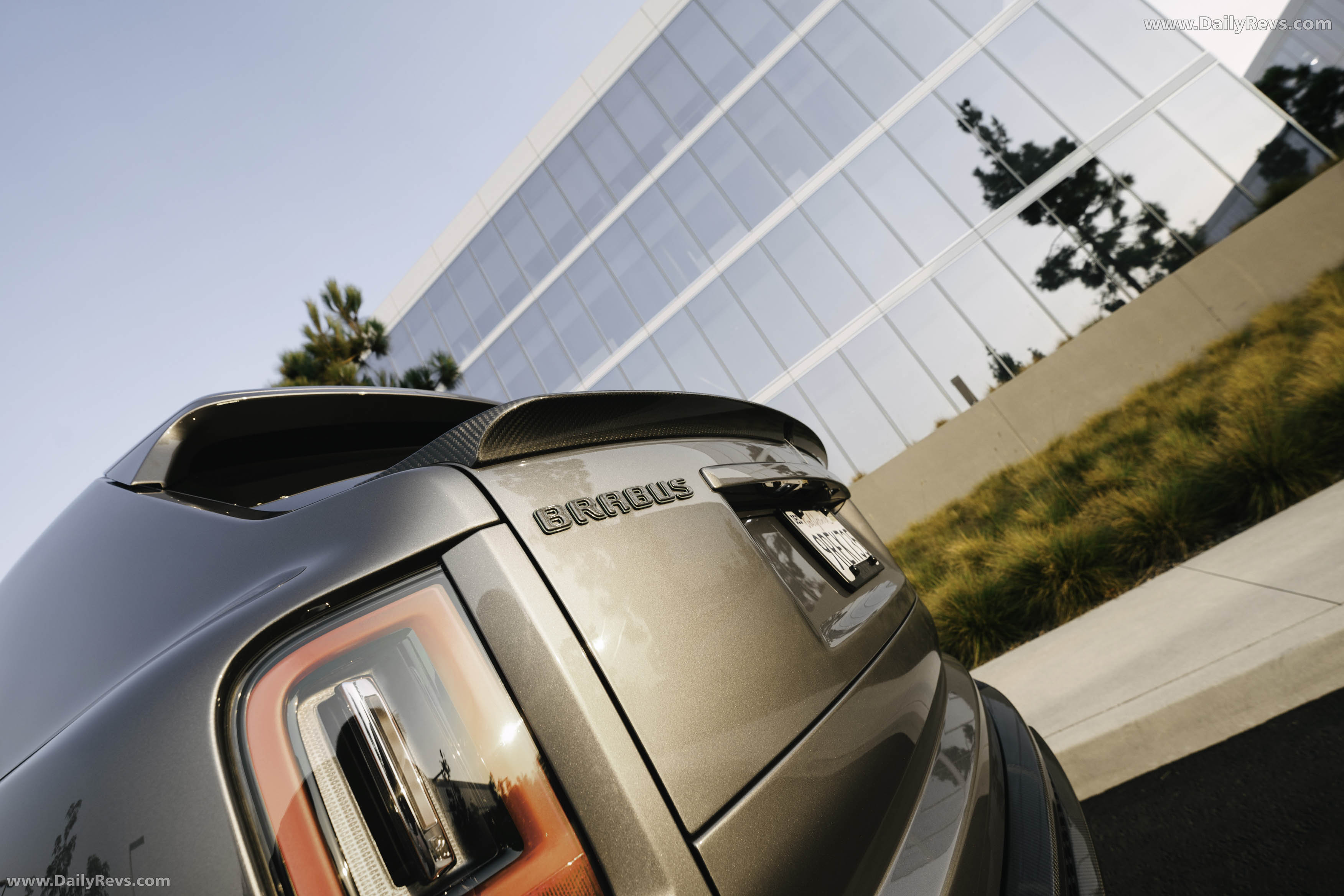 2026 Brabus 700 Rolls-Royce Cullinan Series II Exterior