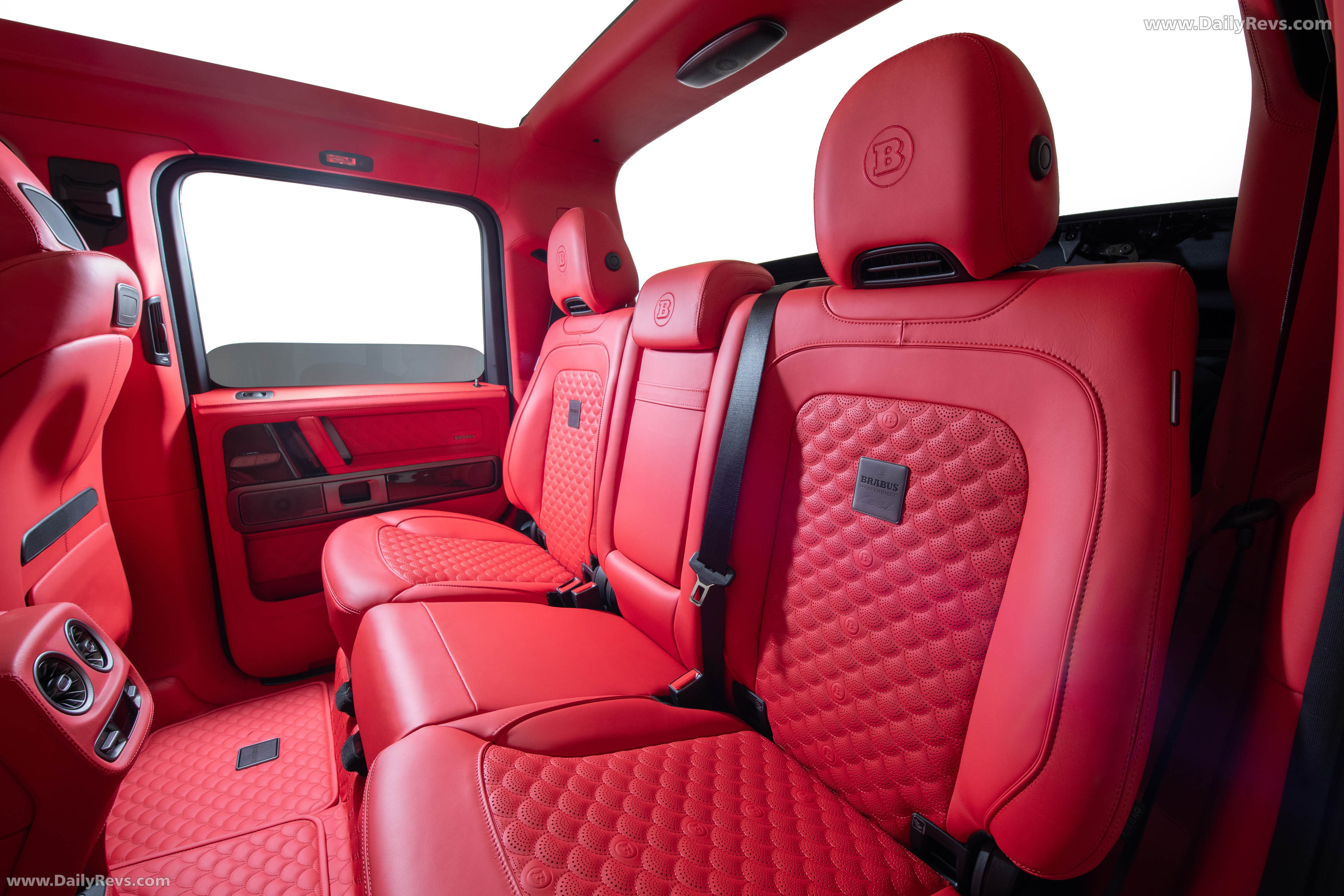 2026 Brabus XL 800 Cabrio Interior