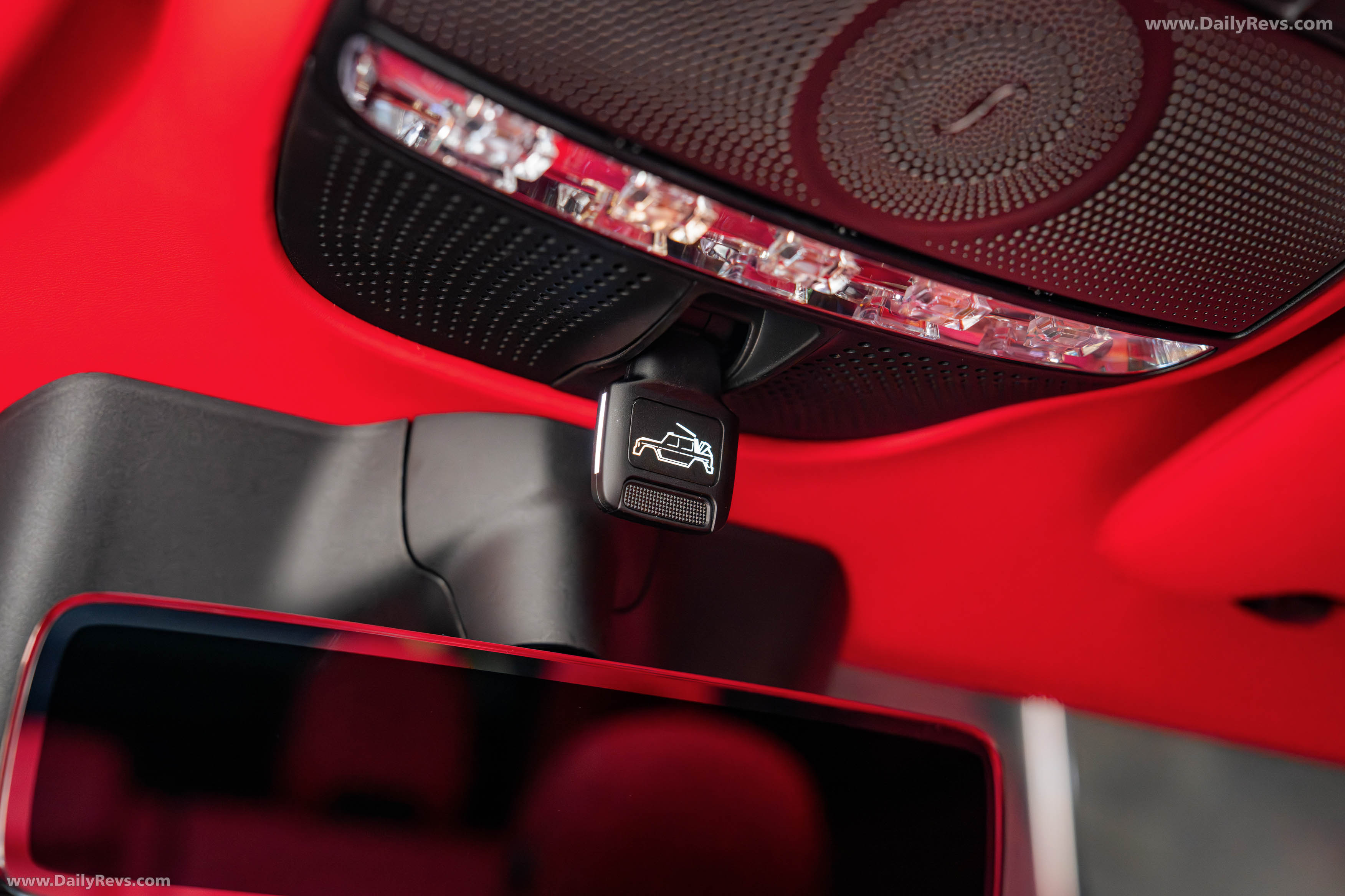 2026 Brabus XL 800 Cabrio Interior