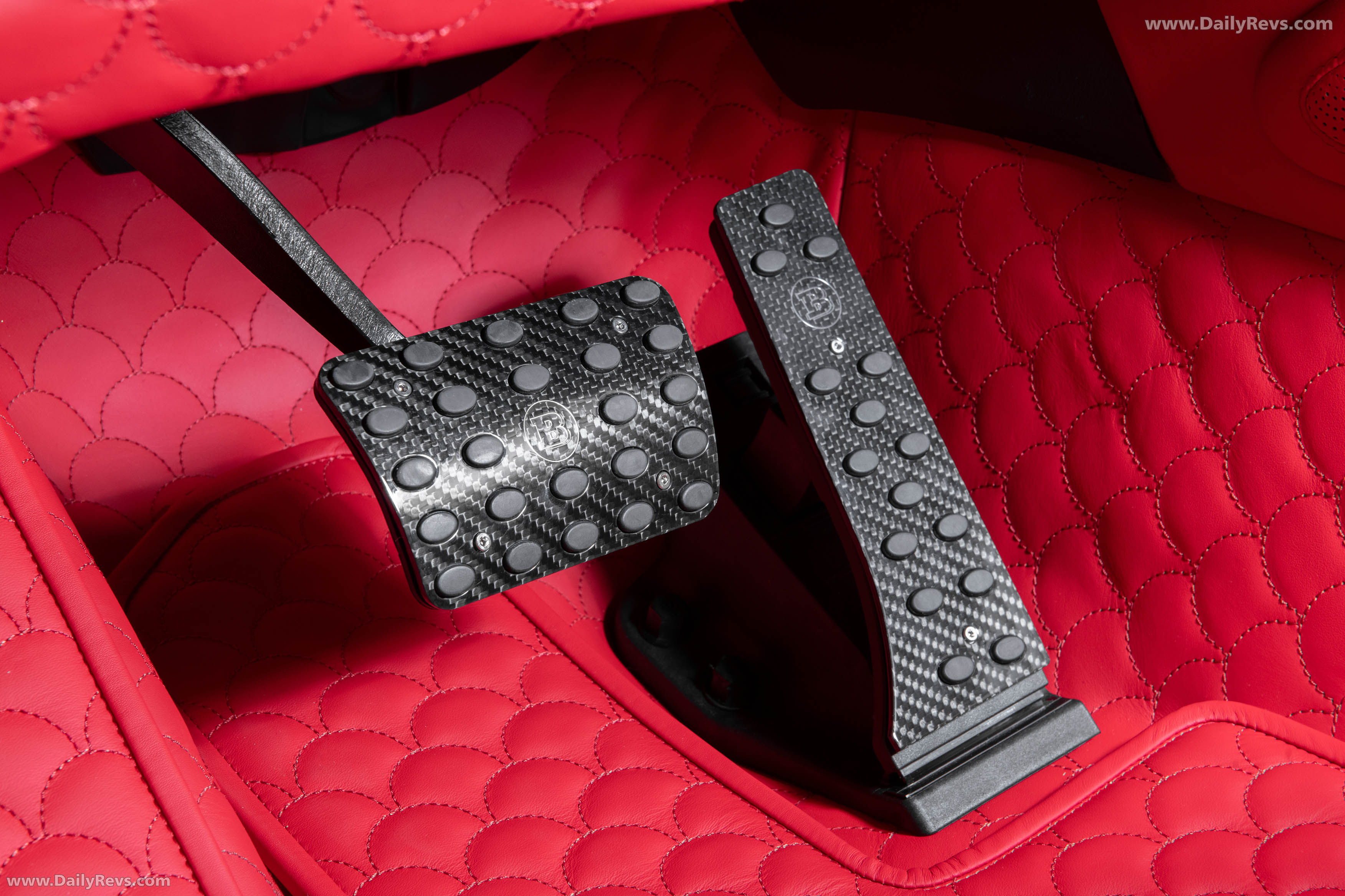 2026 Brabus XL 800 Cabrio Interior