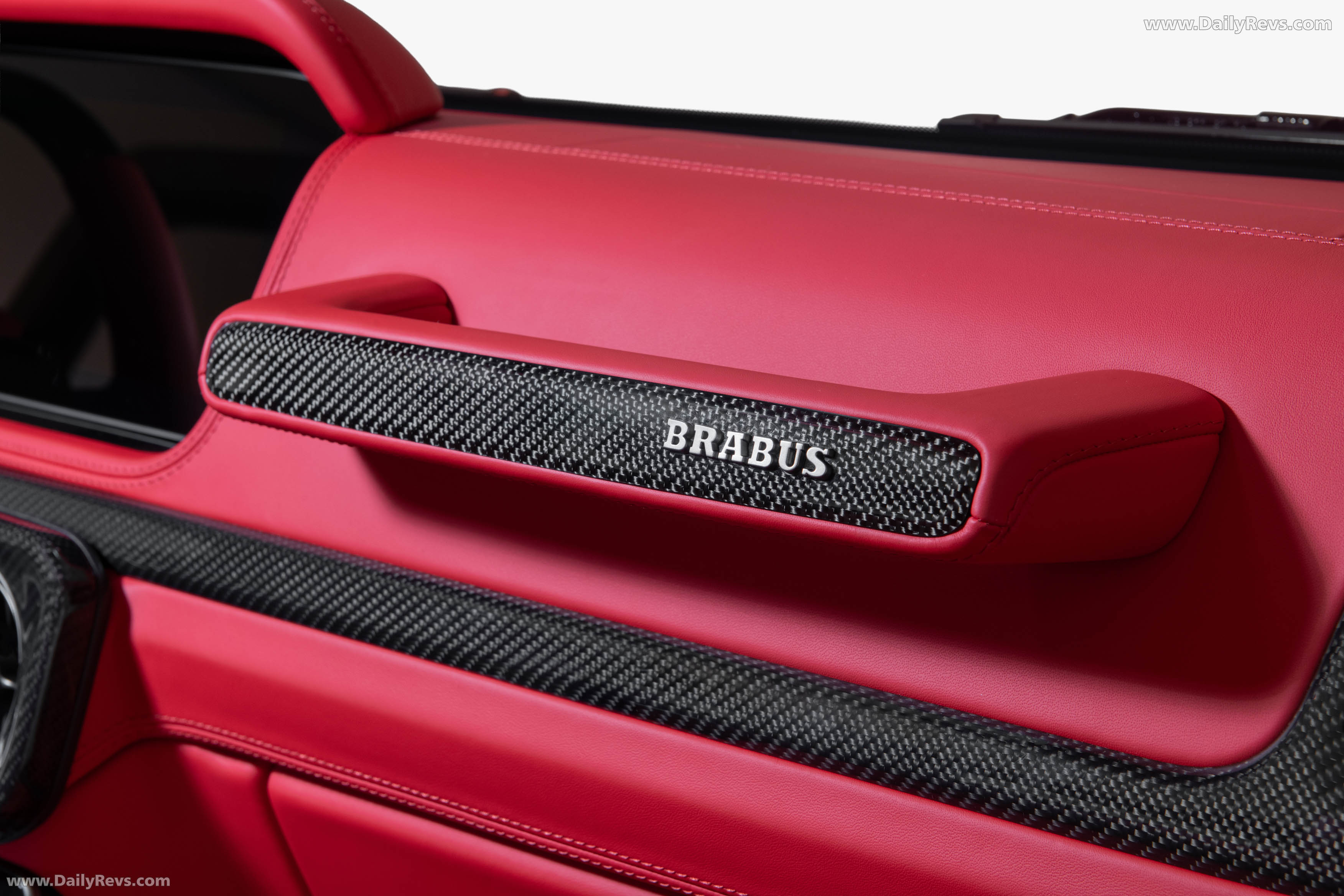 2026 Brabus XL 800 Cabrio Interior