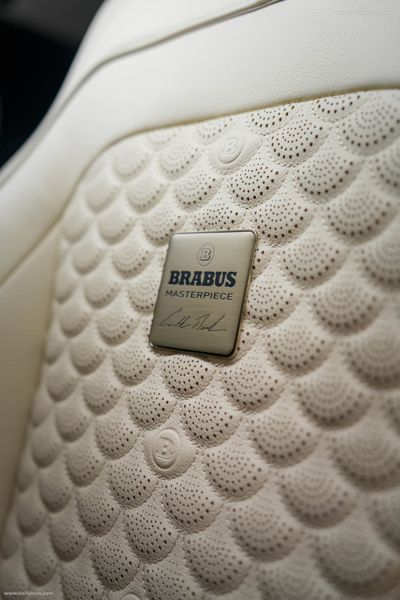 2026 Brabus 800 Cabrio Interior