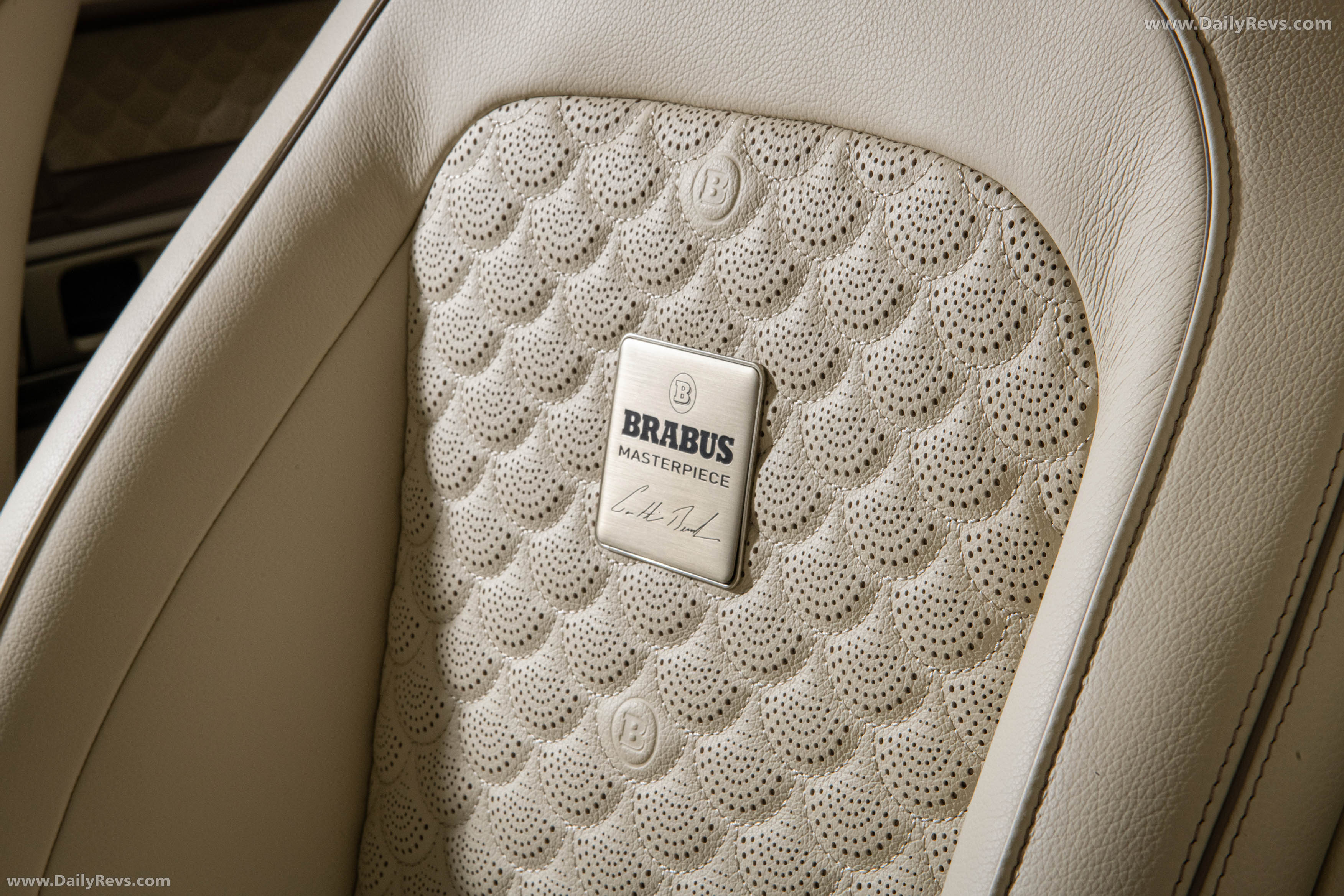 2026 Brabus 800 Cabrio Interior