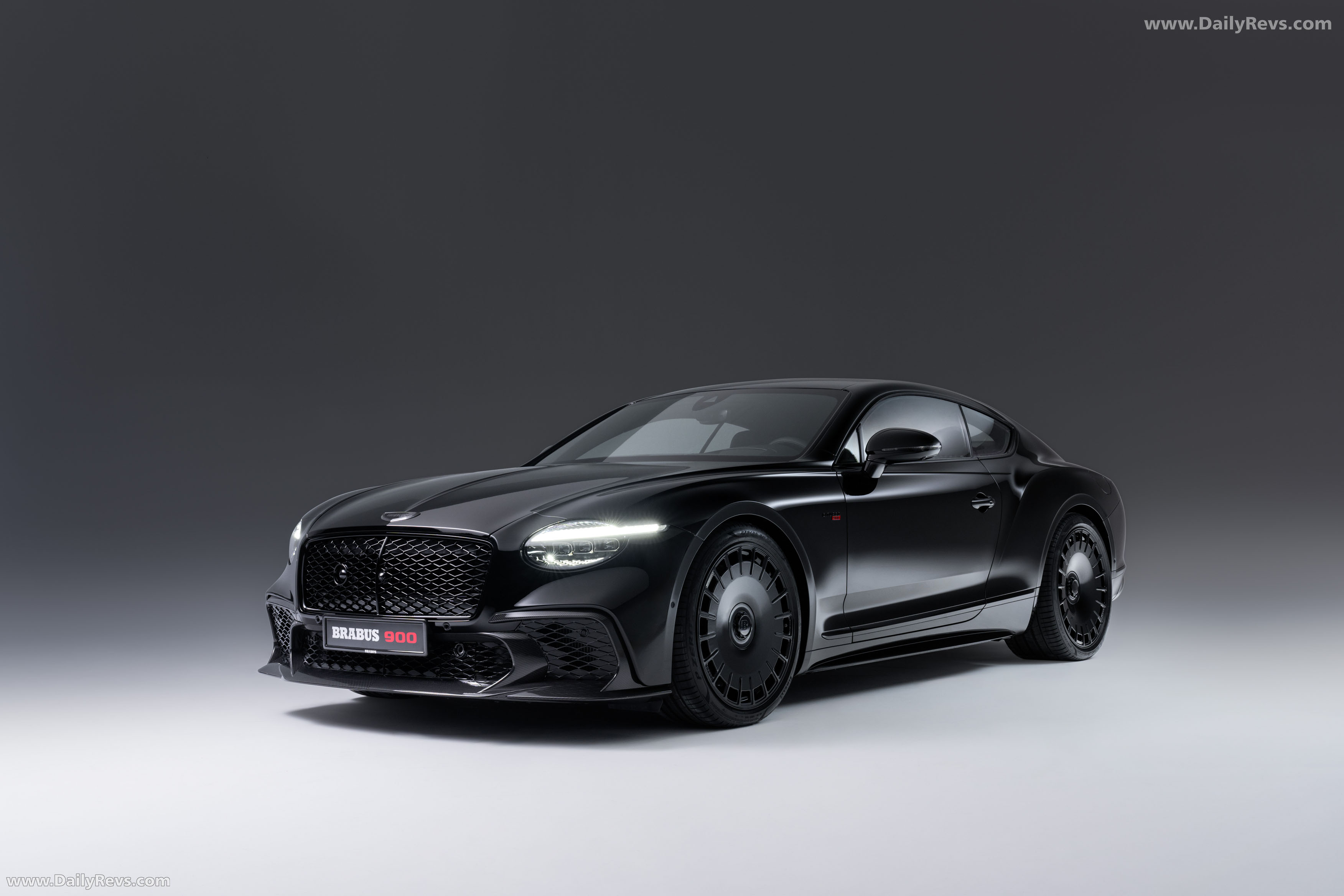 2026 Brabus 900 Superblack Continental GT Speed Front View