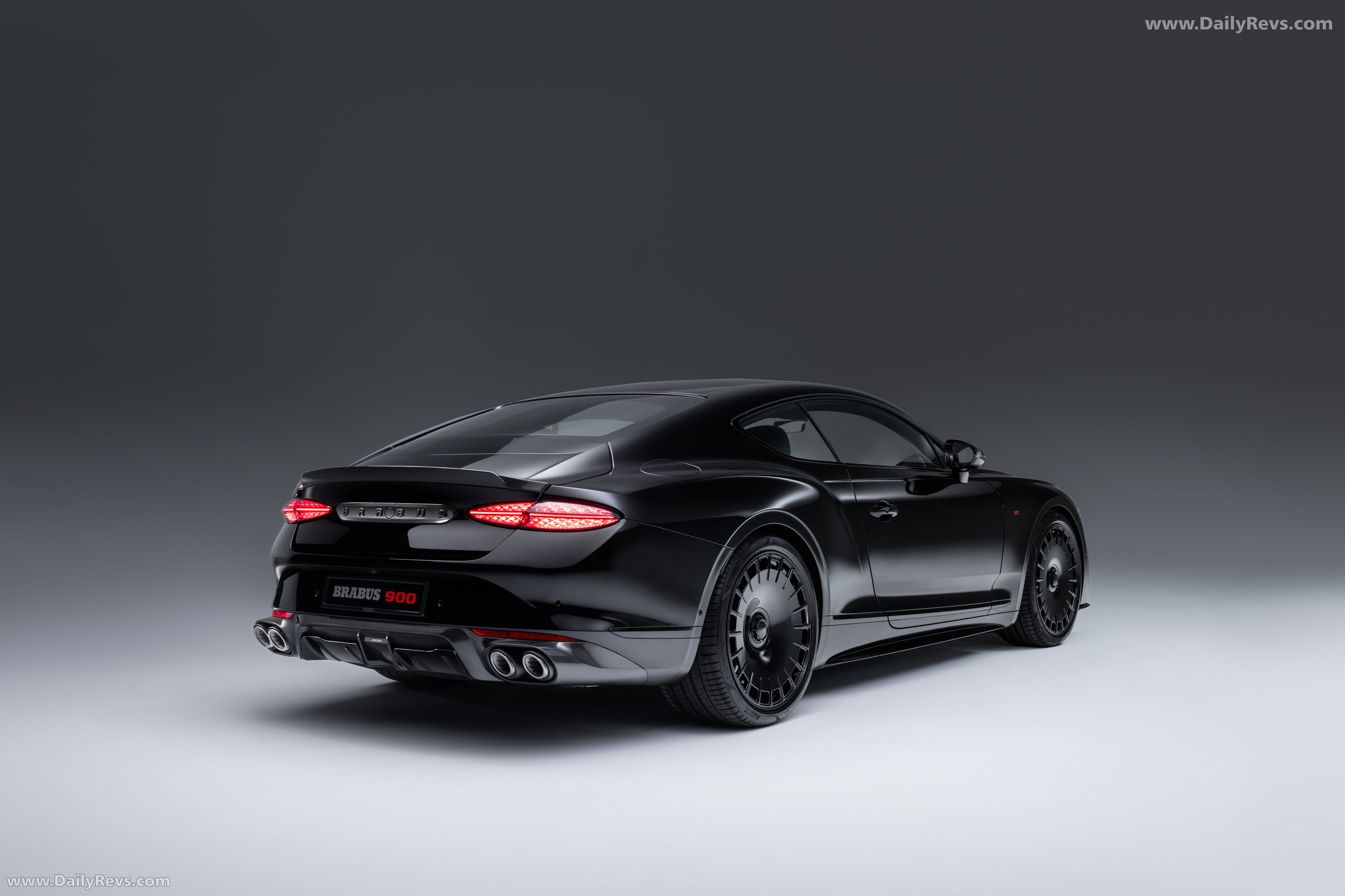 2026 Brabus 900 Superblack Continental GT Speed Rear View
