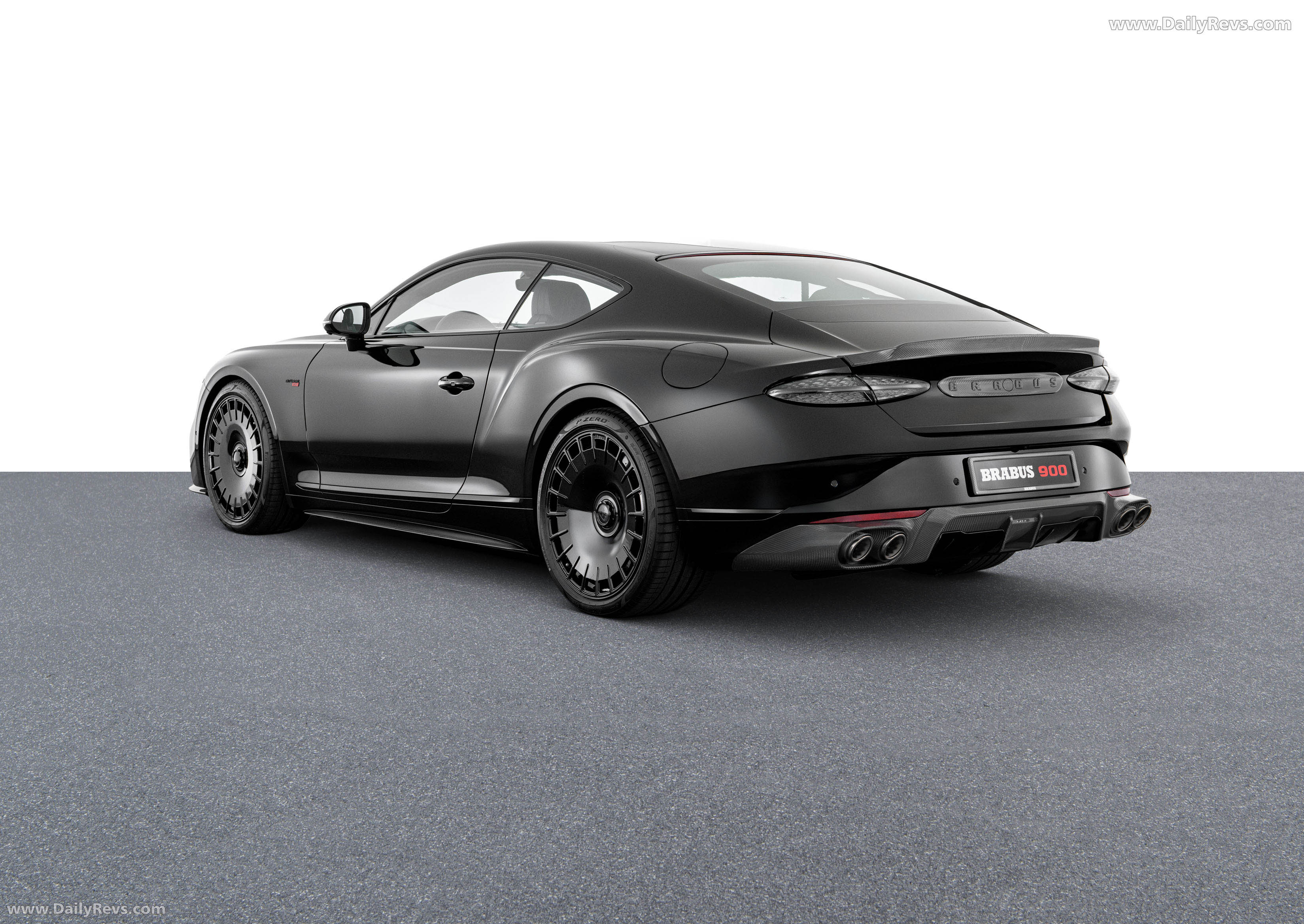 2026 Brabus 900 Superblack Continental GT Speed Rear View