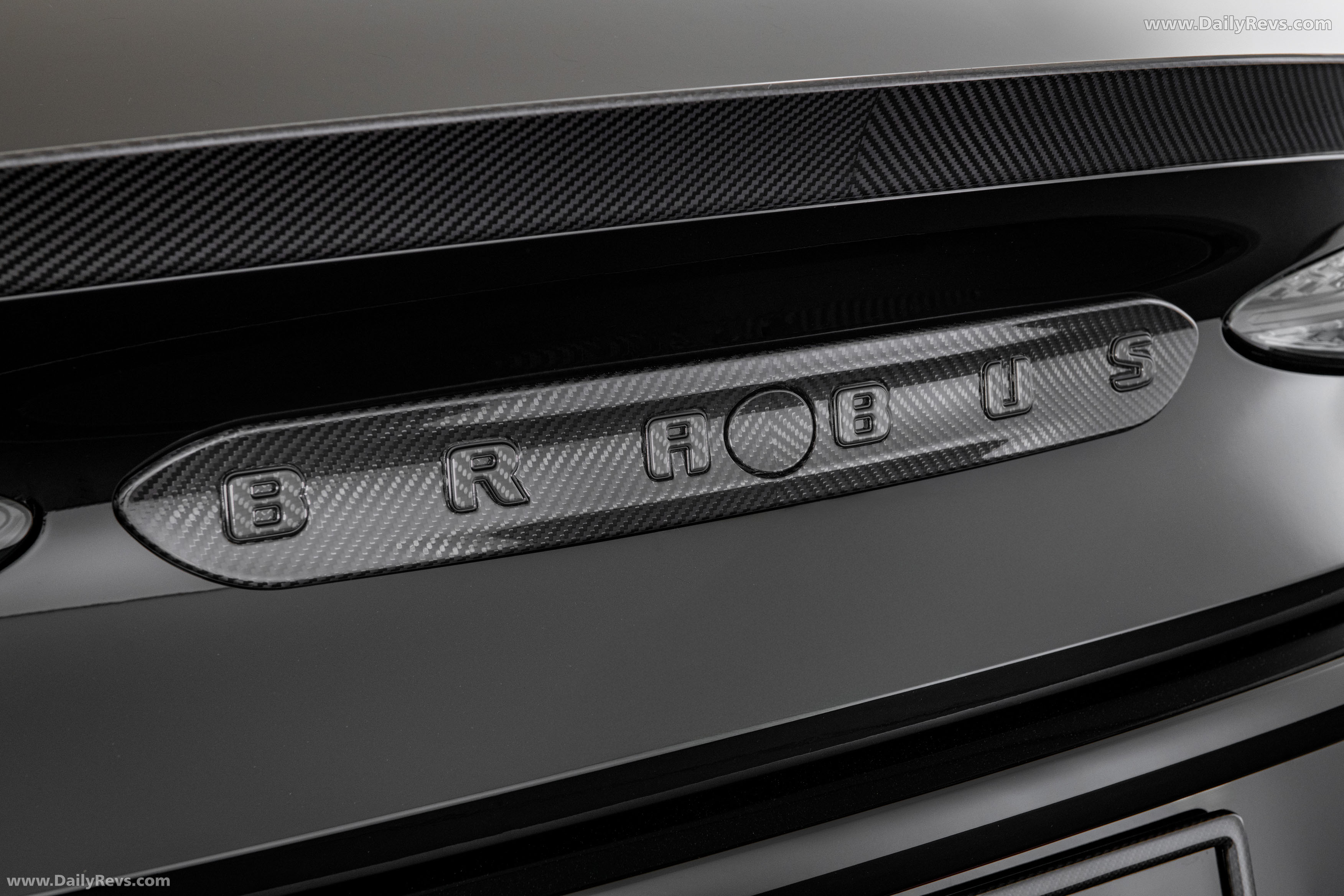 2026 Brabus 900 Superblack Continental GT Speed Exterior
