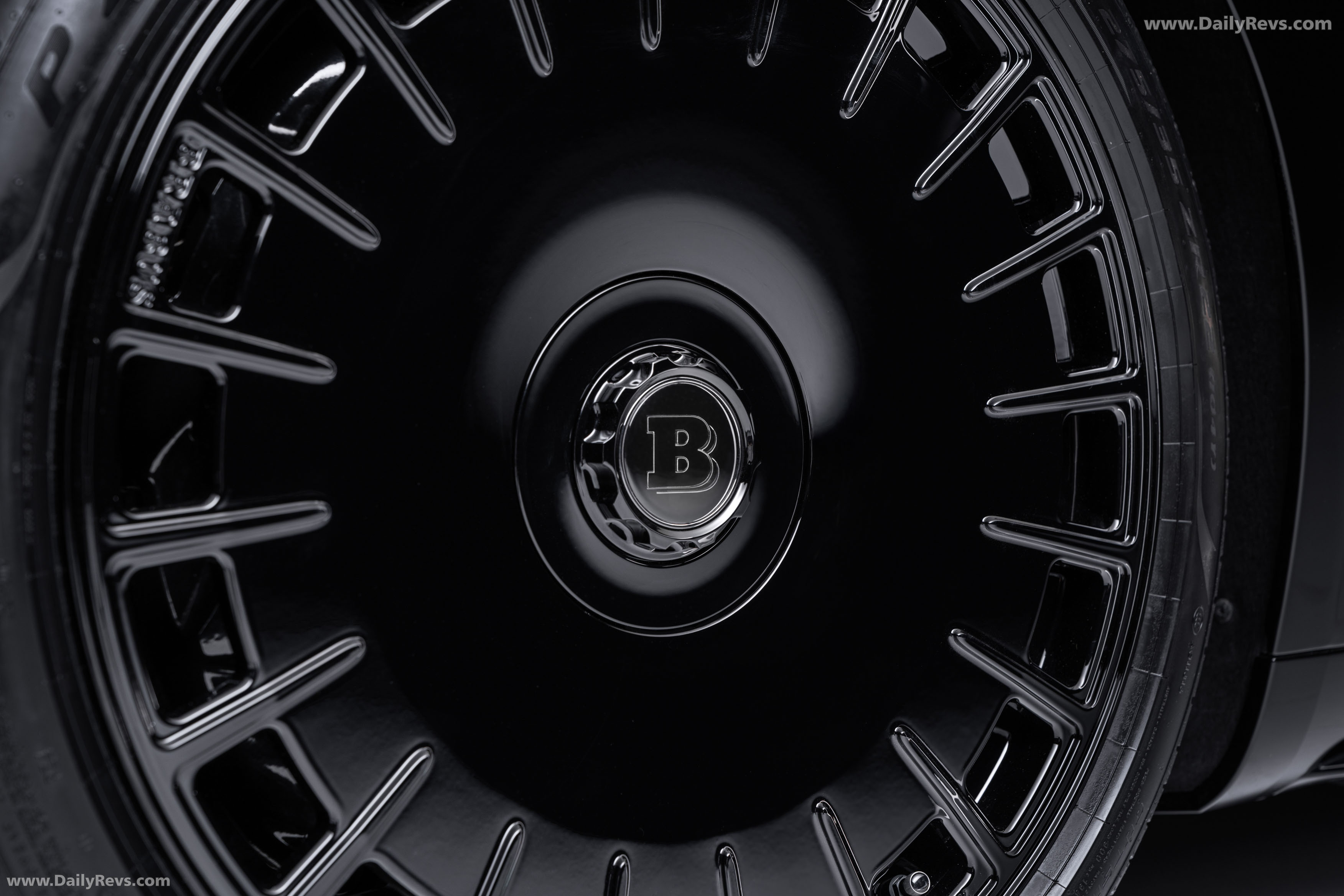 2026 Brabus 900 Superblack Continental GT Speed Exterior