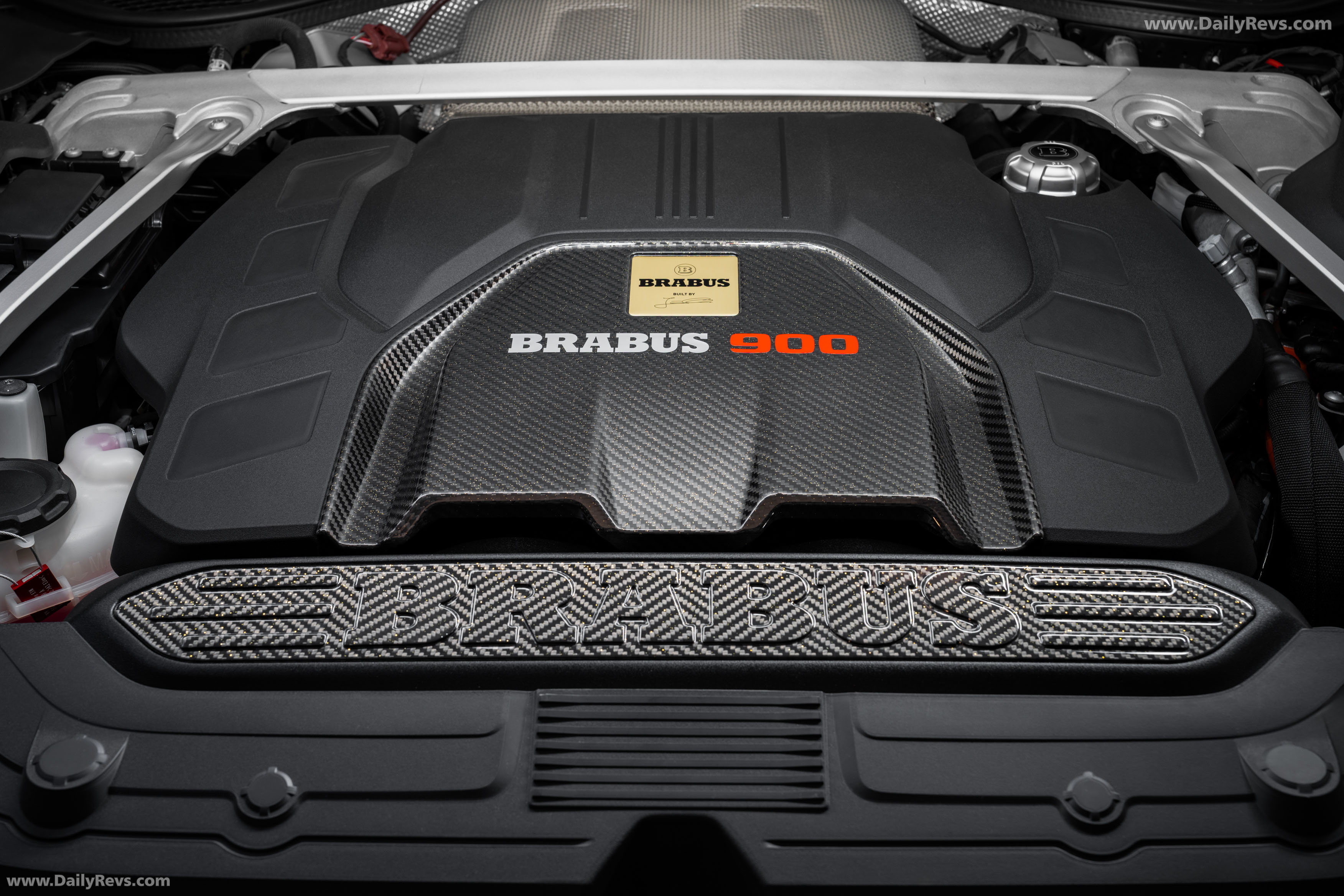 2026 Brabus 900 Superblack Continental GT Speed Engine