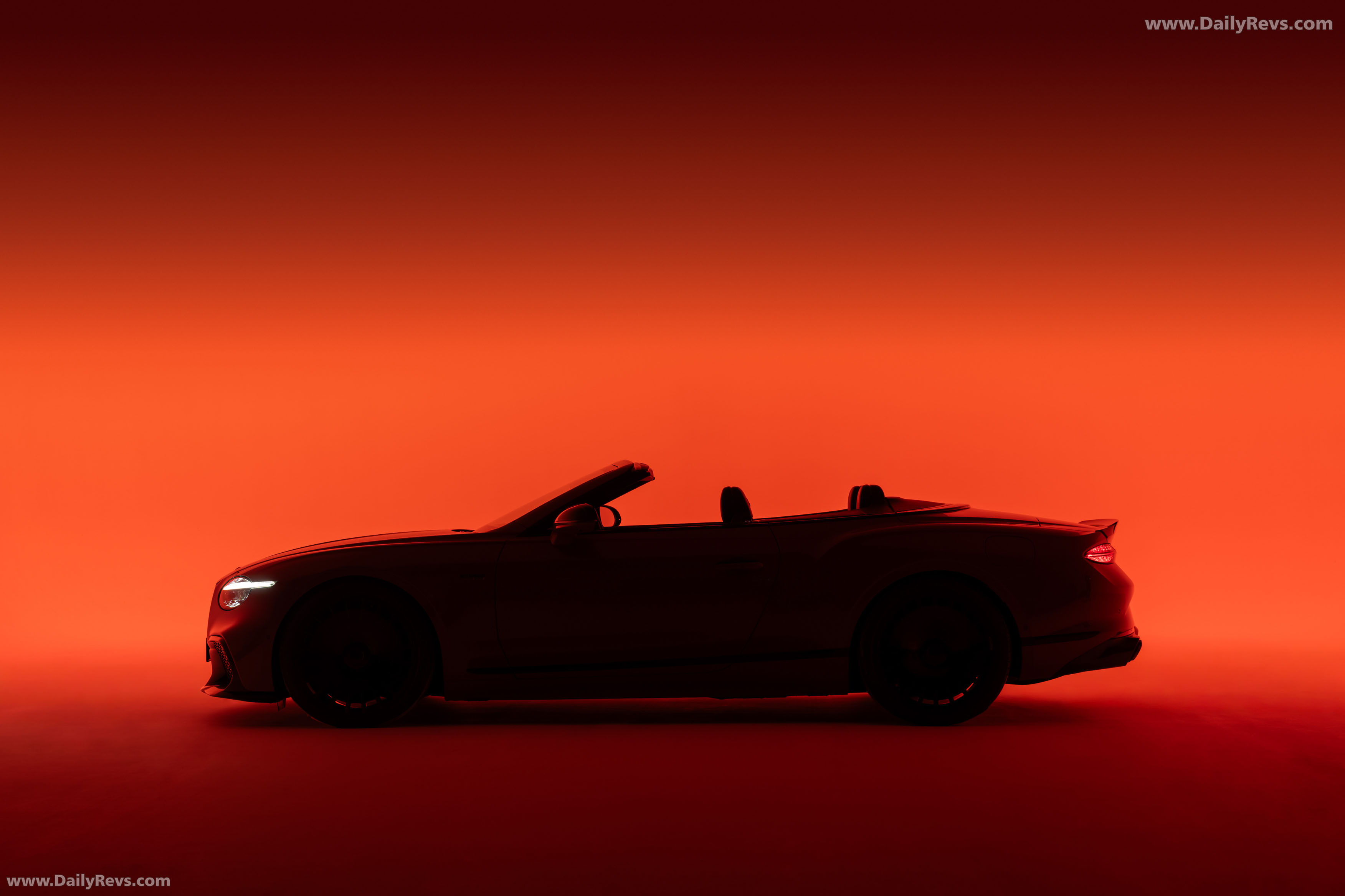 2026 Brabus 900 Continental GTC Speed Side View