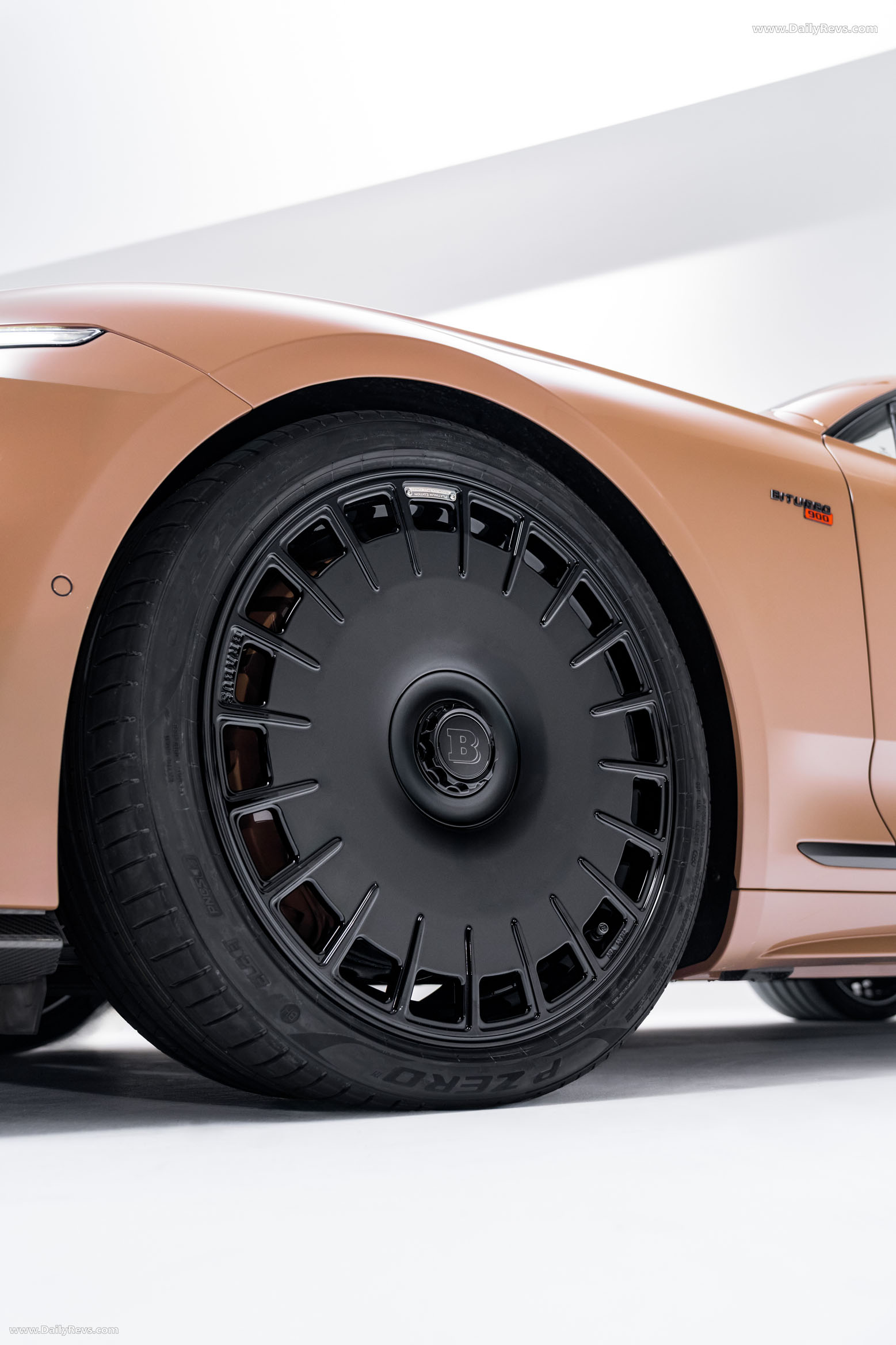 2026 Brabus 900 Continental GTC Speed Exterior