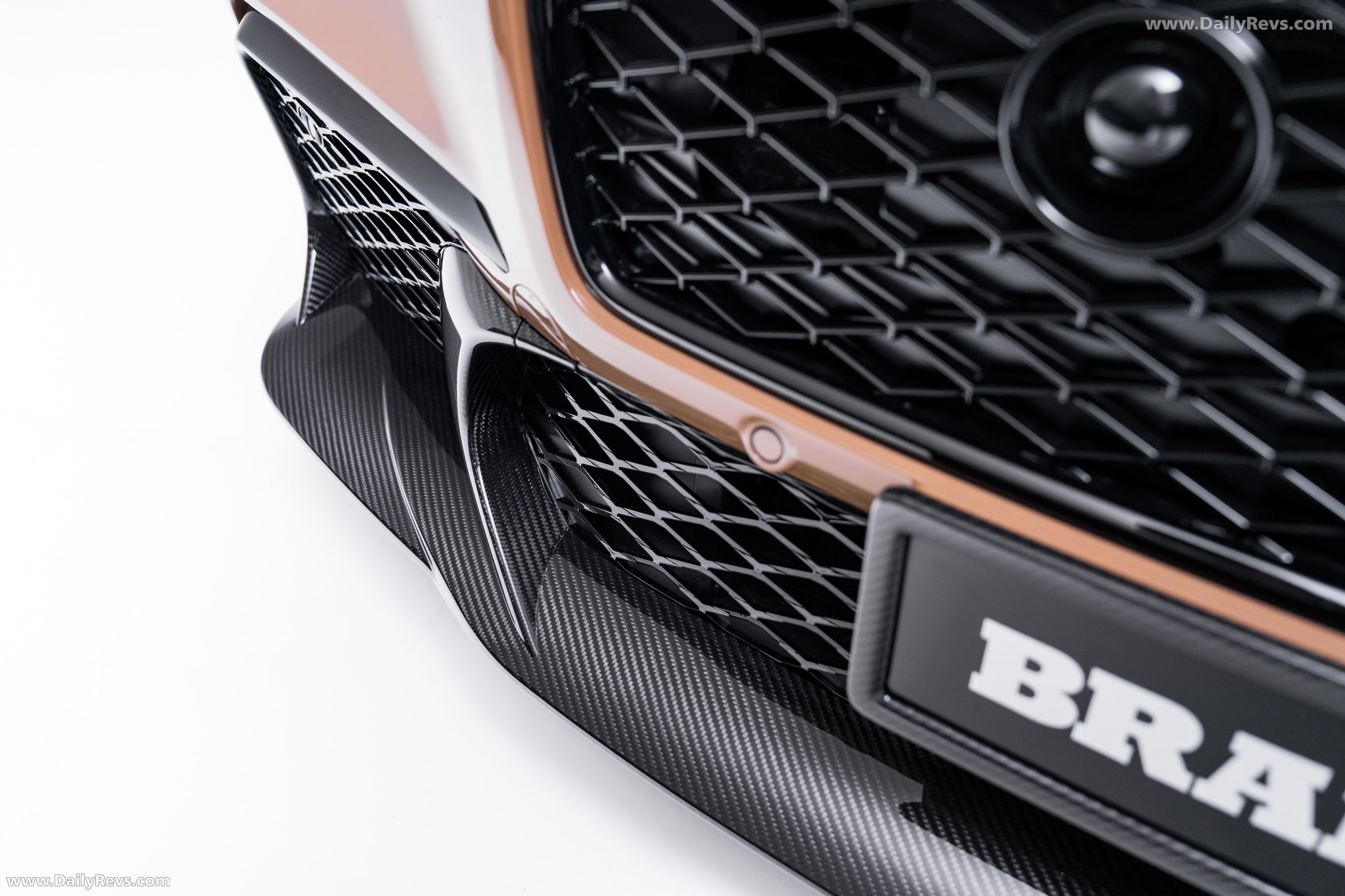 2026 Brabus 900 Continental GTC Speed Exterior