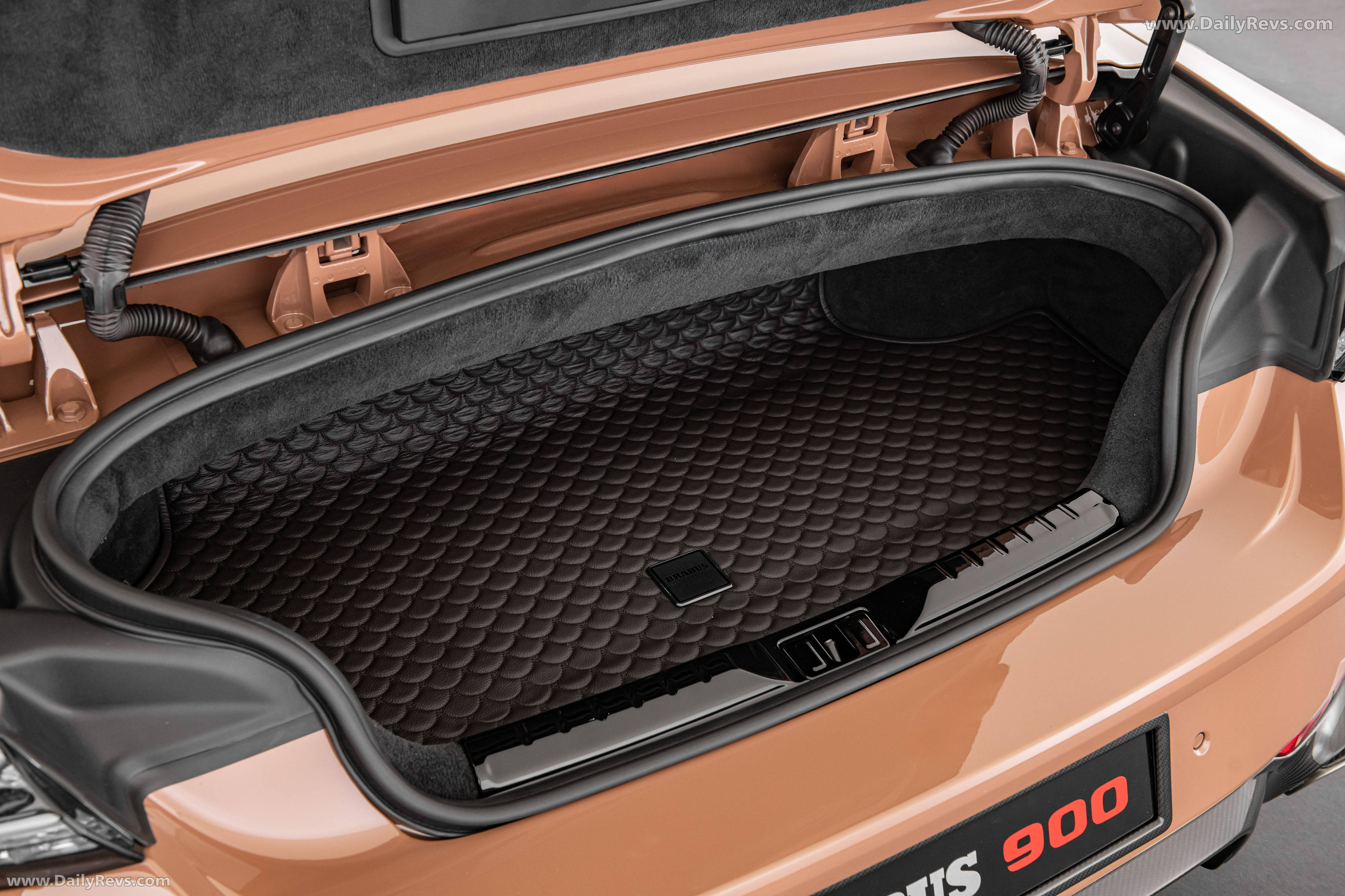 2026 Brabus 900 Continental GTC Speed Exterior