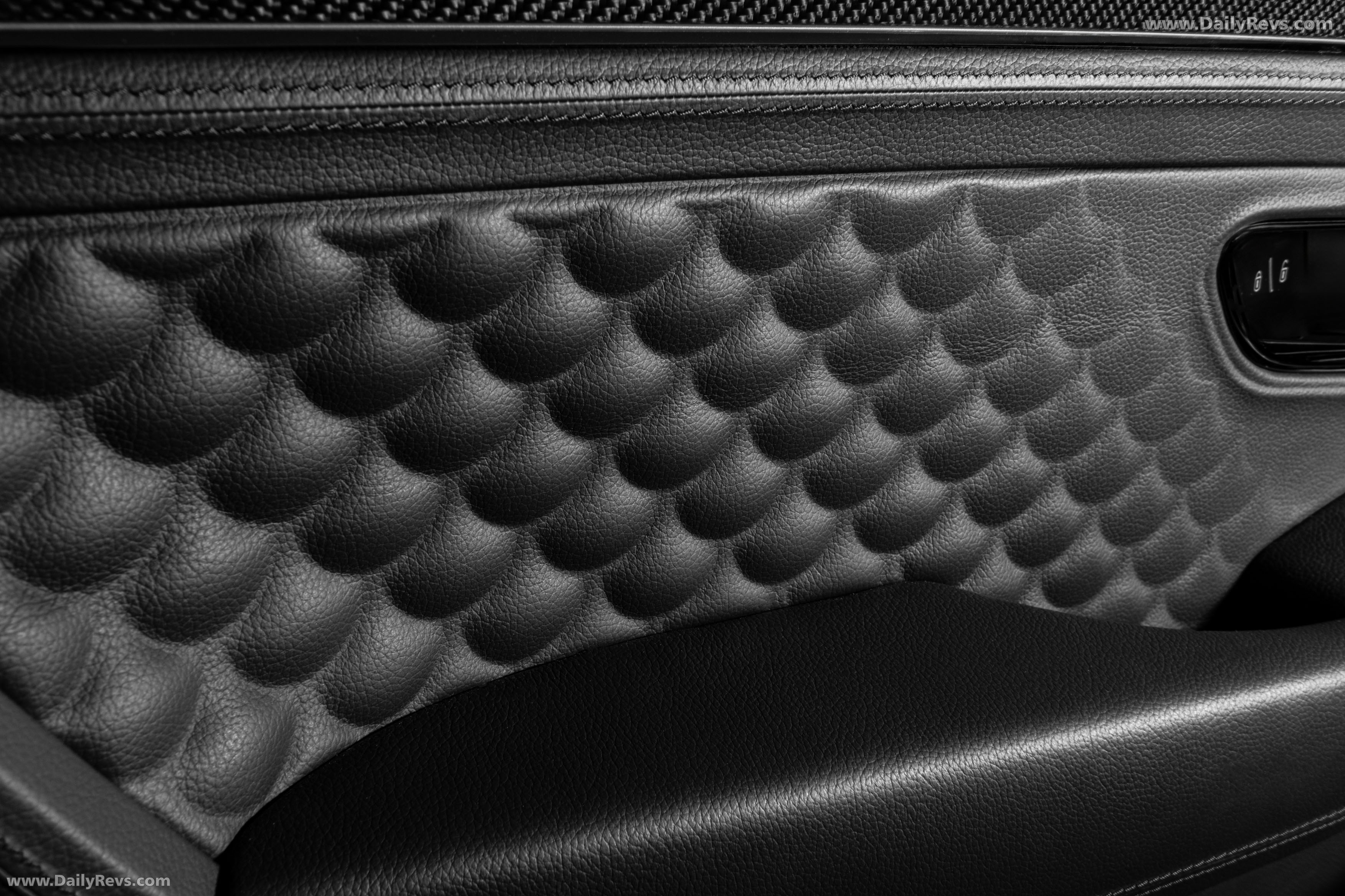 2026 Brabus 900 Continental GTC Speed Interior