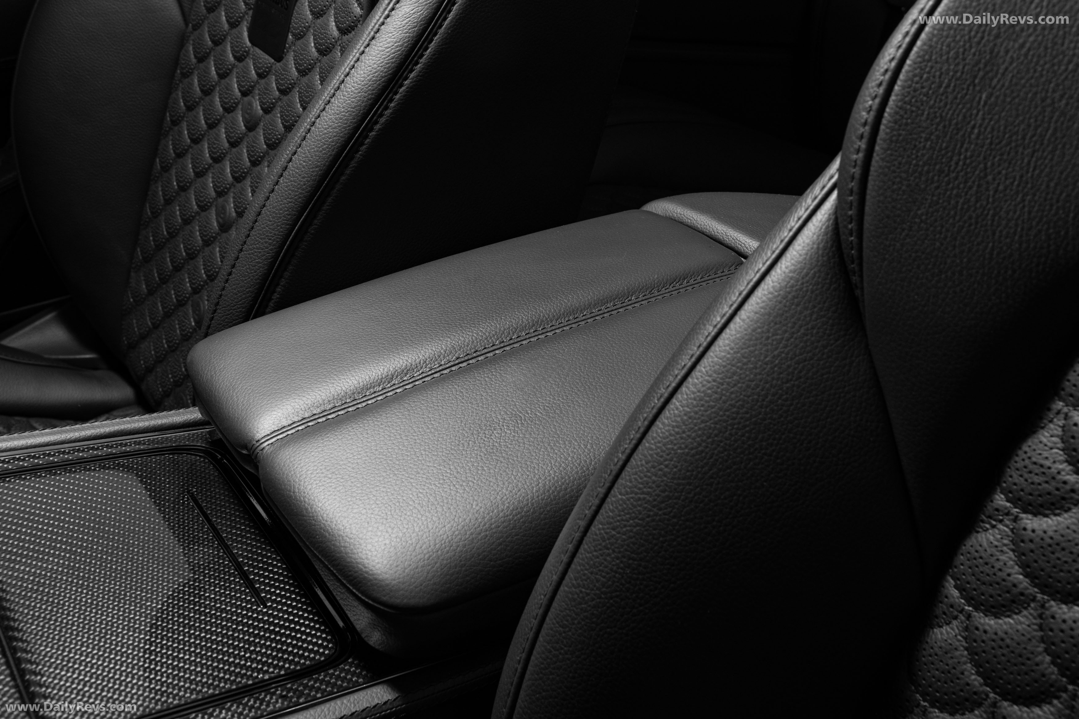 2026 Brabus 900 Continental GTC Speed Interior