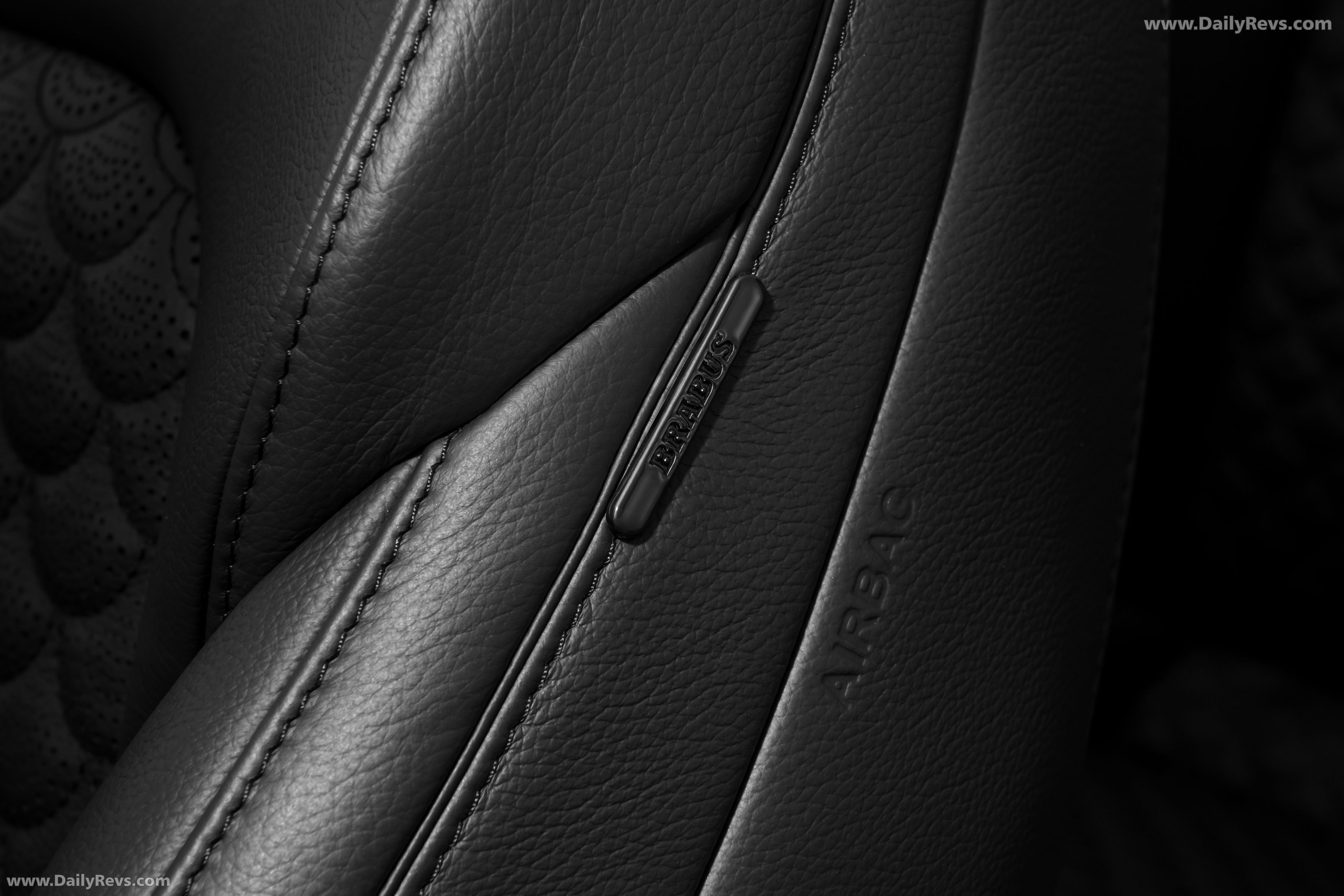 2026 Brabus 900 Continental GTC Speed Interior