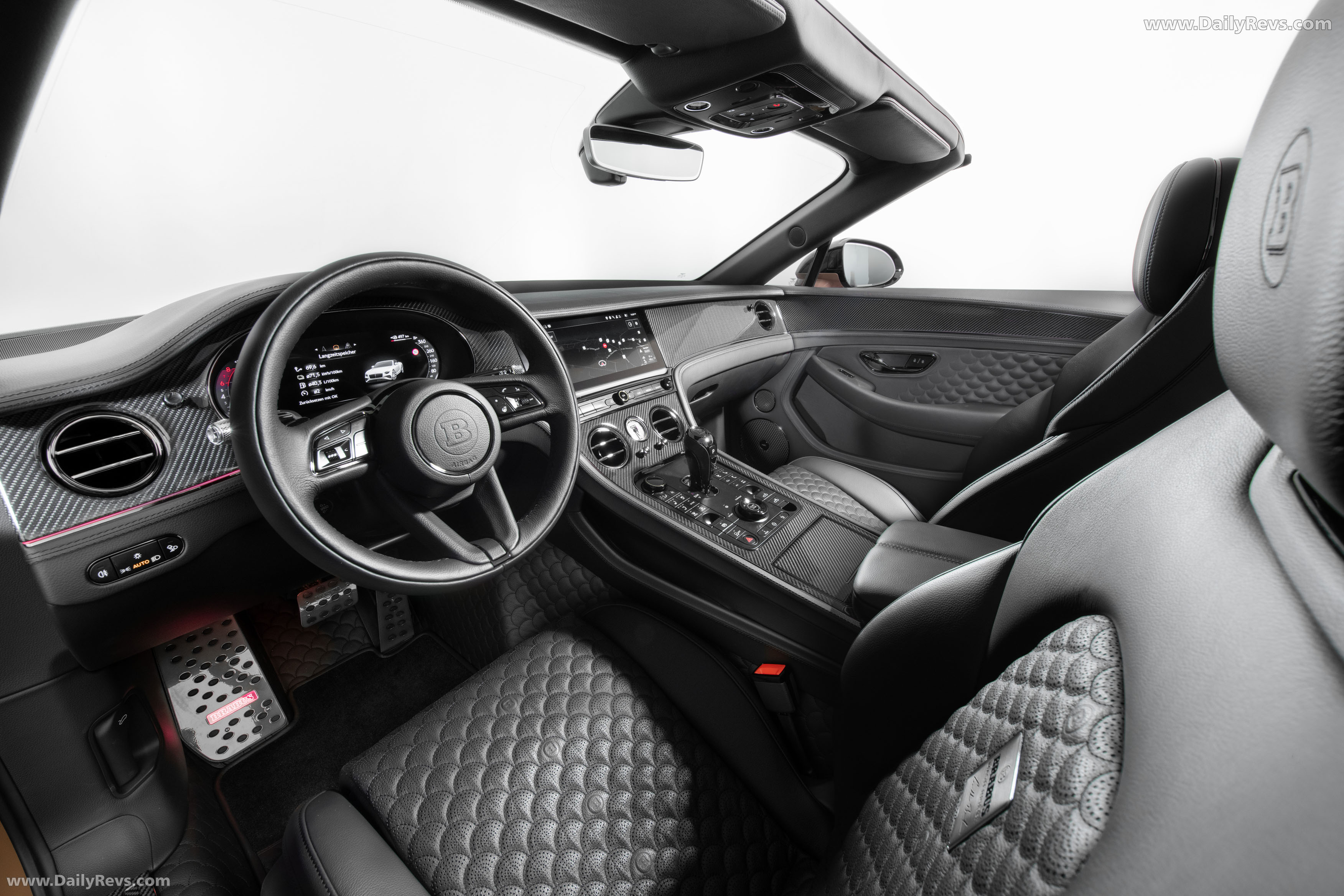 2026 Brabus 900 Continental GTC Speed Interior