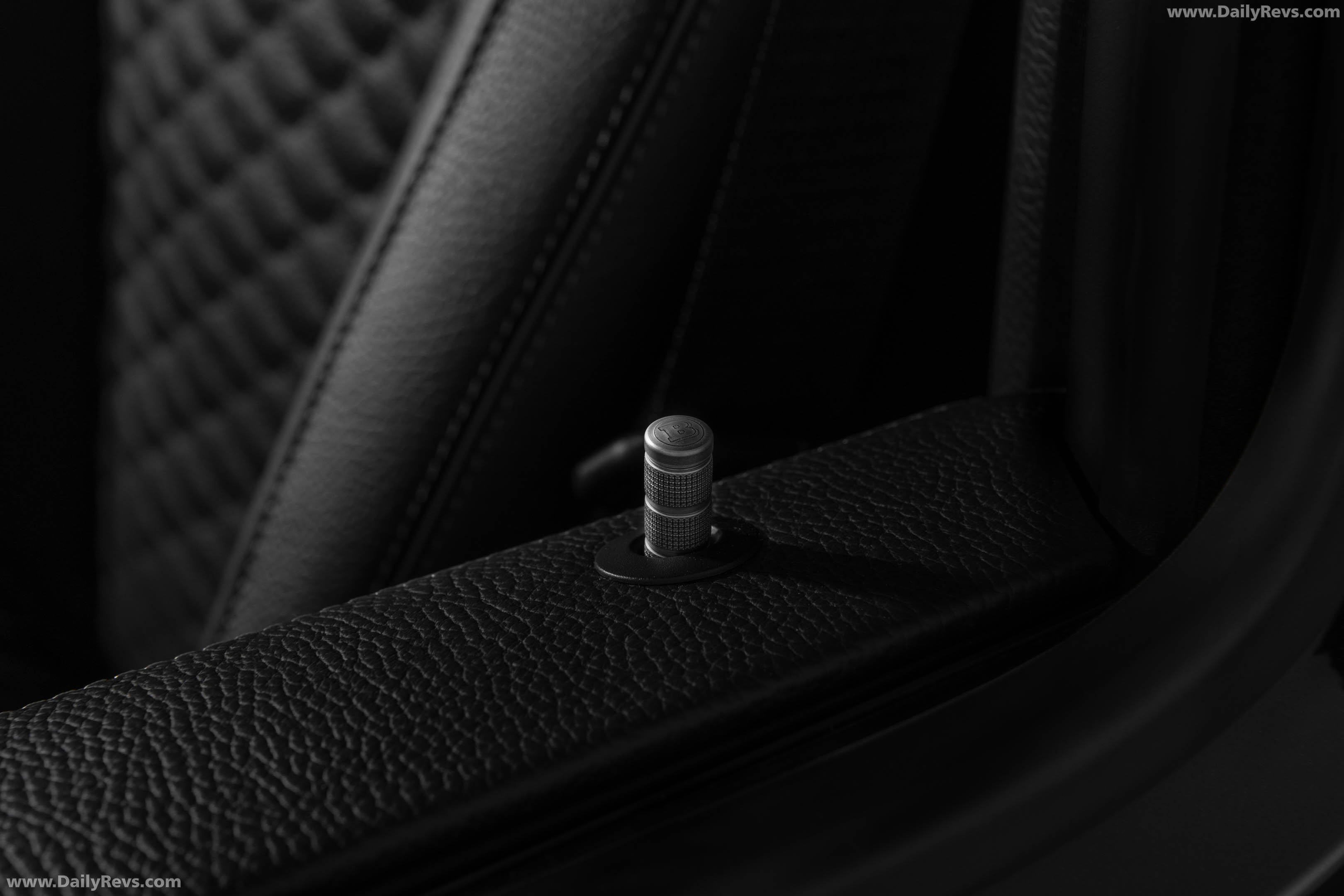 2026 Brabus 900 Rocket Edition Interior