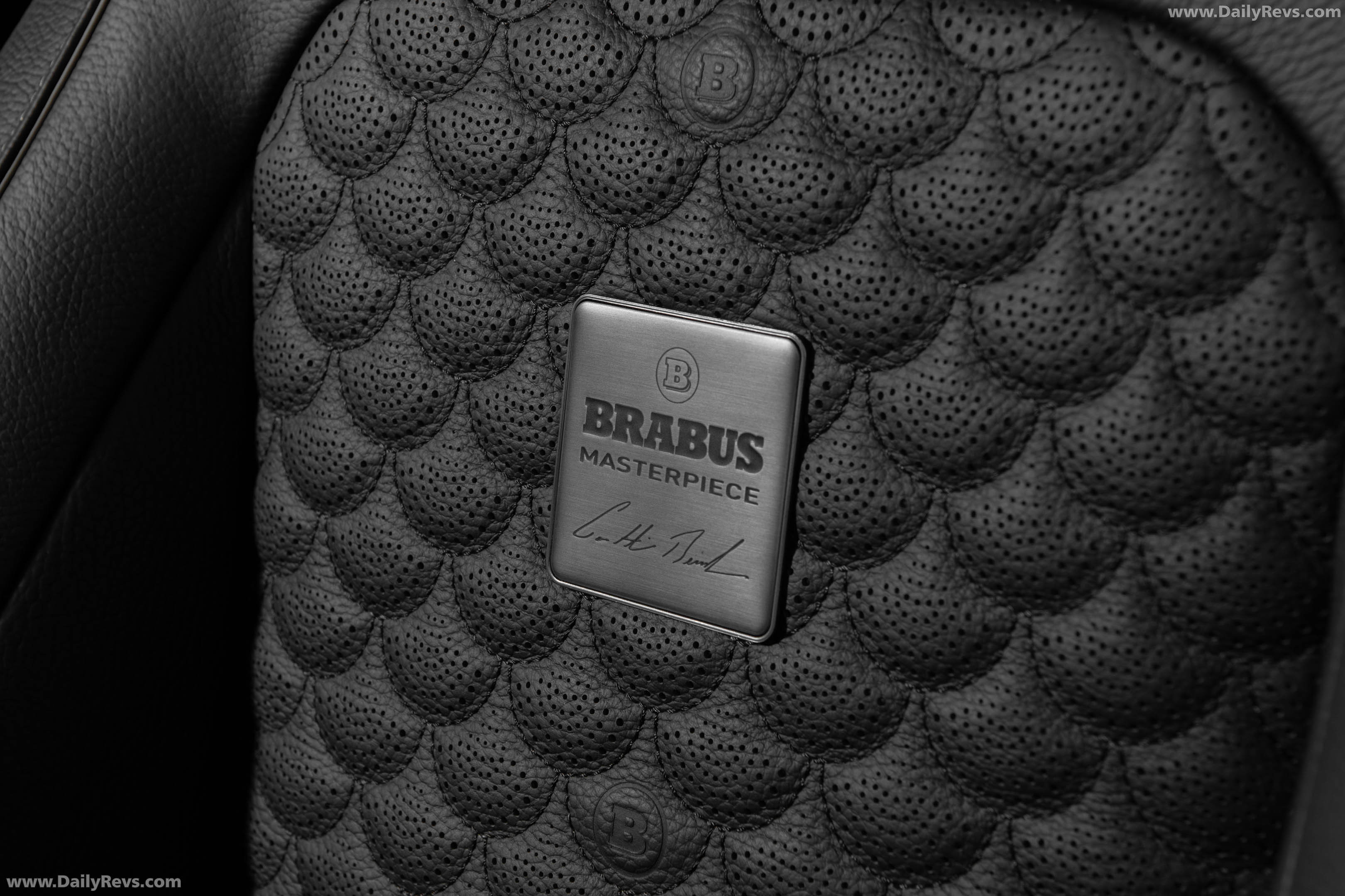 2026 Brabus 900 Rocket Edition Interior