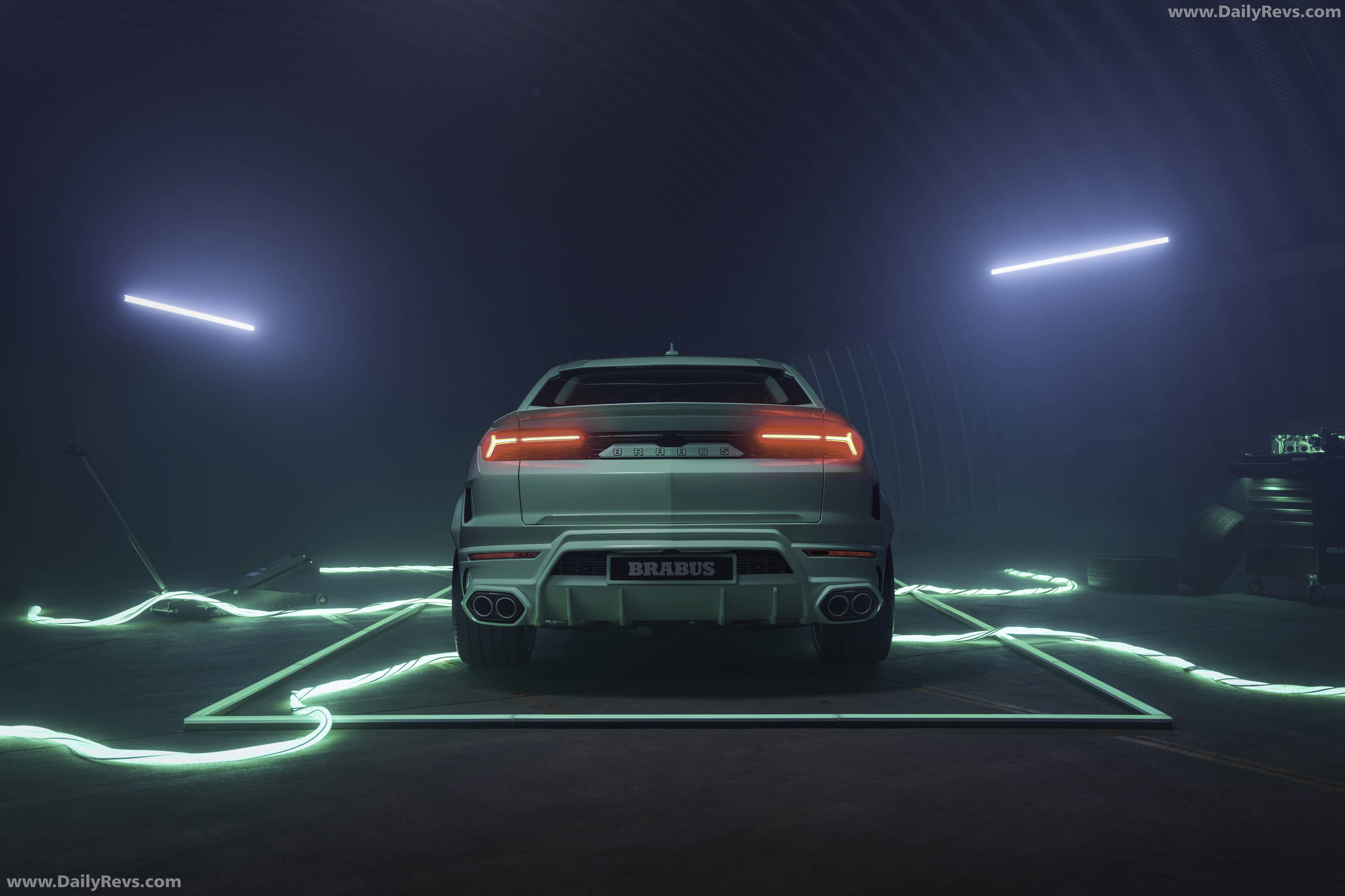 2026 Brabus 900 Mint Urus SE Rear View