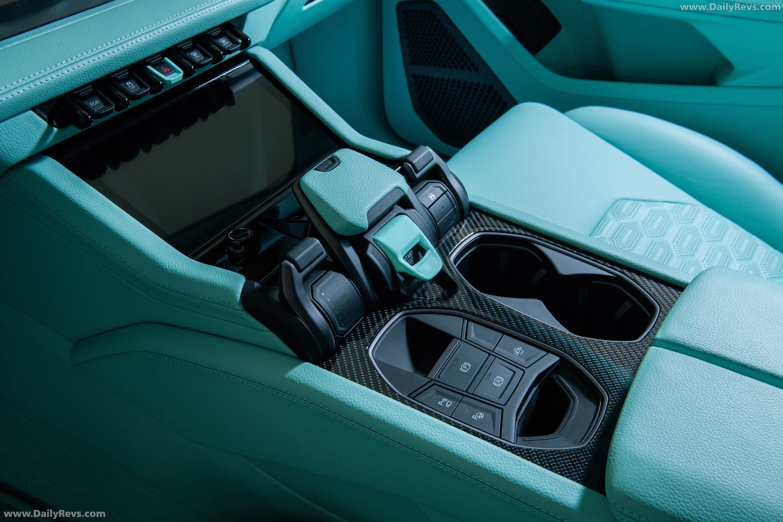 2026 Brabus 900 Mint Urus SE Interior