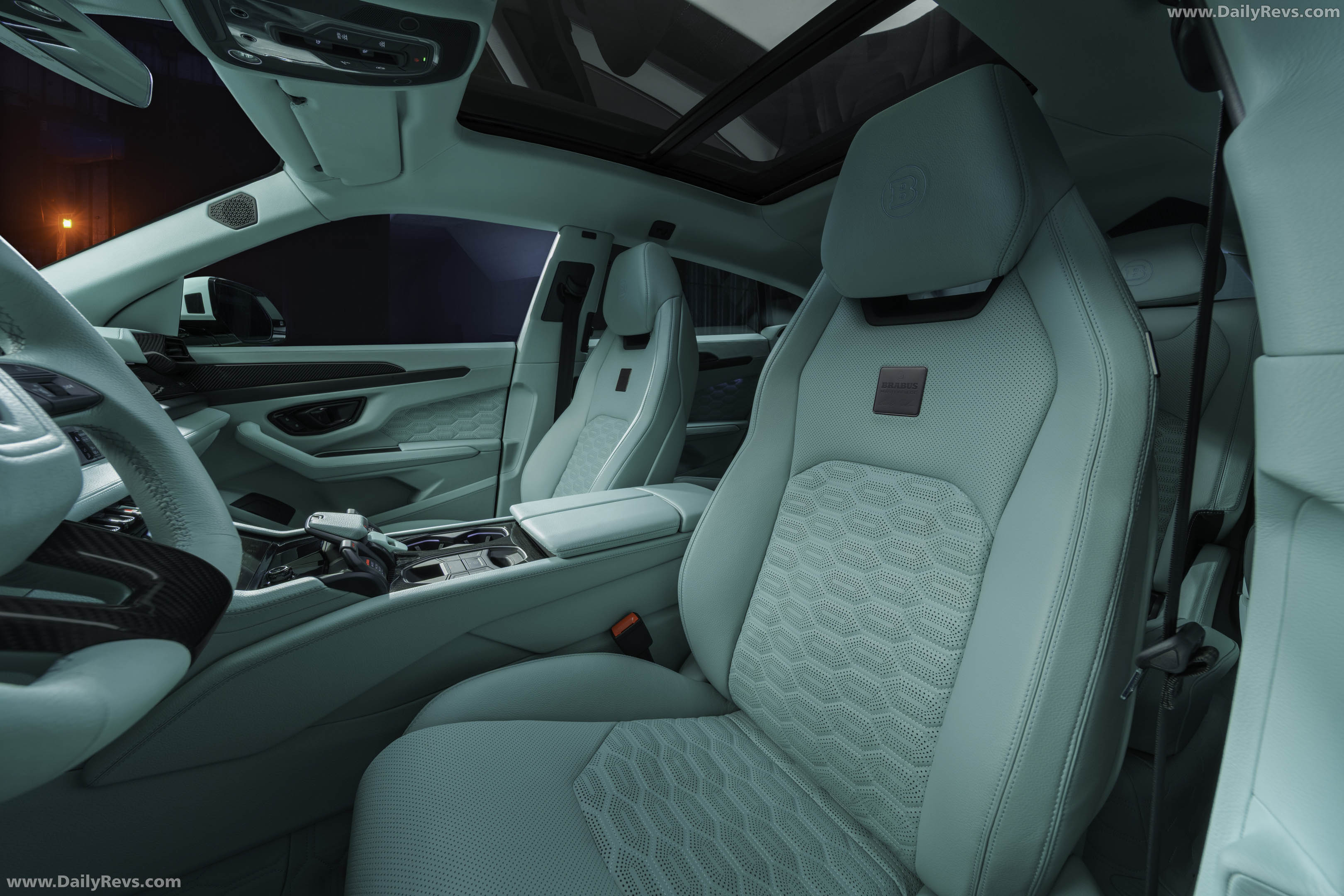 2026 Brabus 900 Mint Urus SE Interior