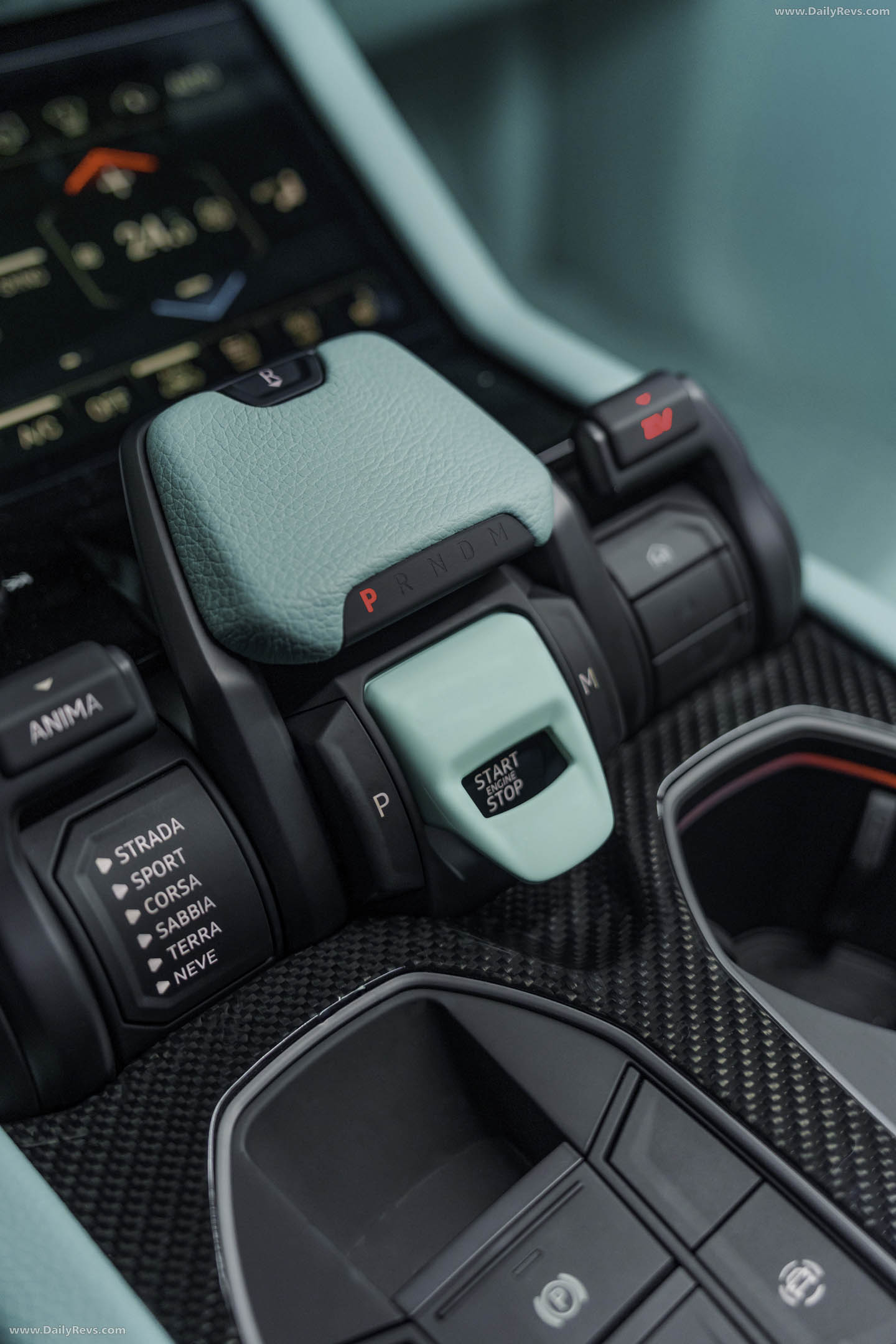 2026 Brabus 900 Mint Urus SE Interior
