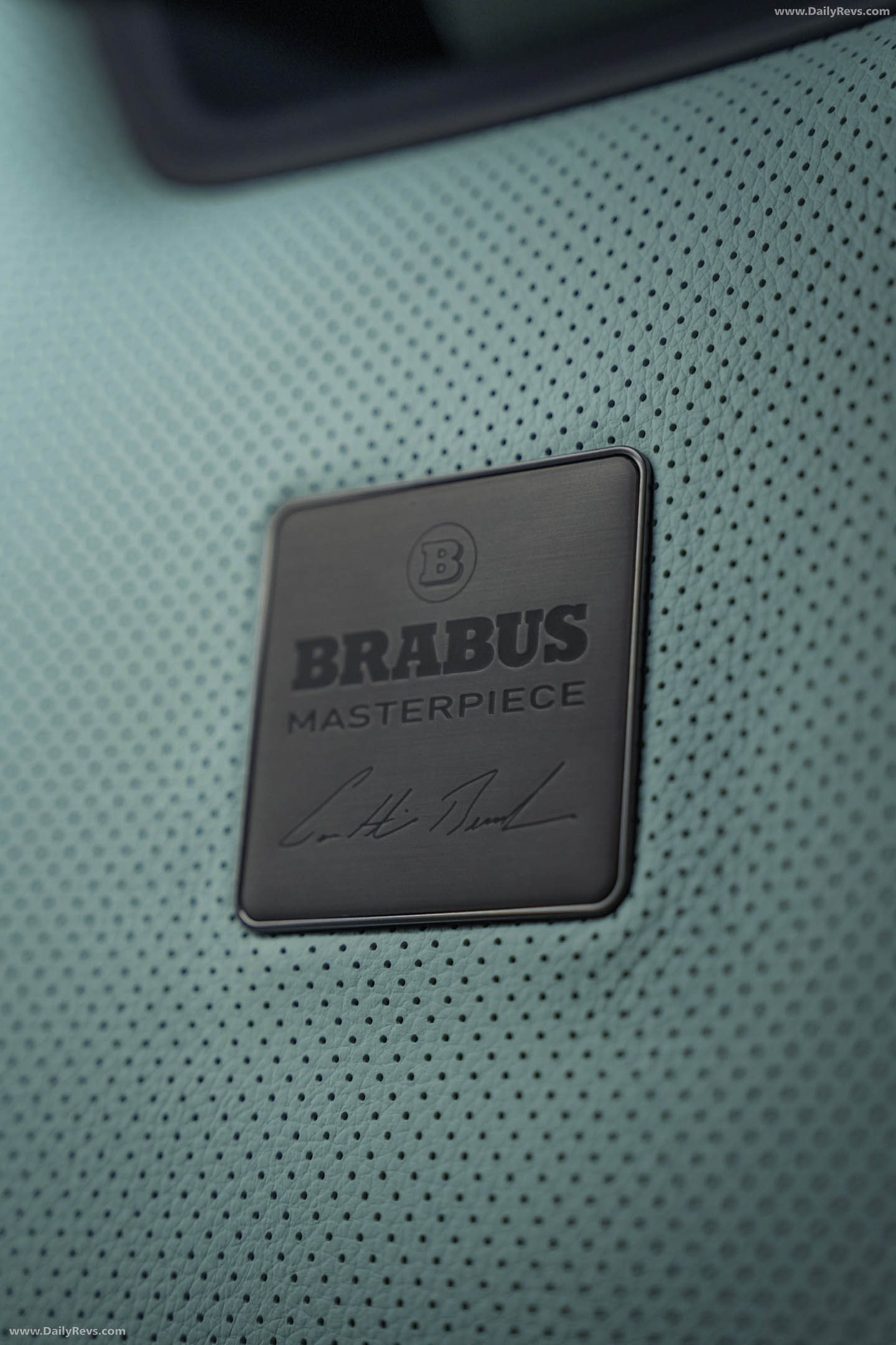 2026 Brabus 900 Mint Urus SE Interior