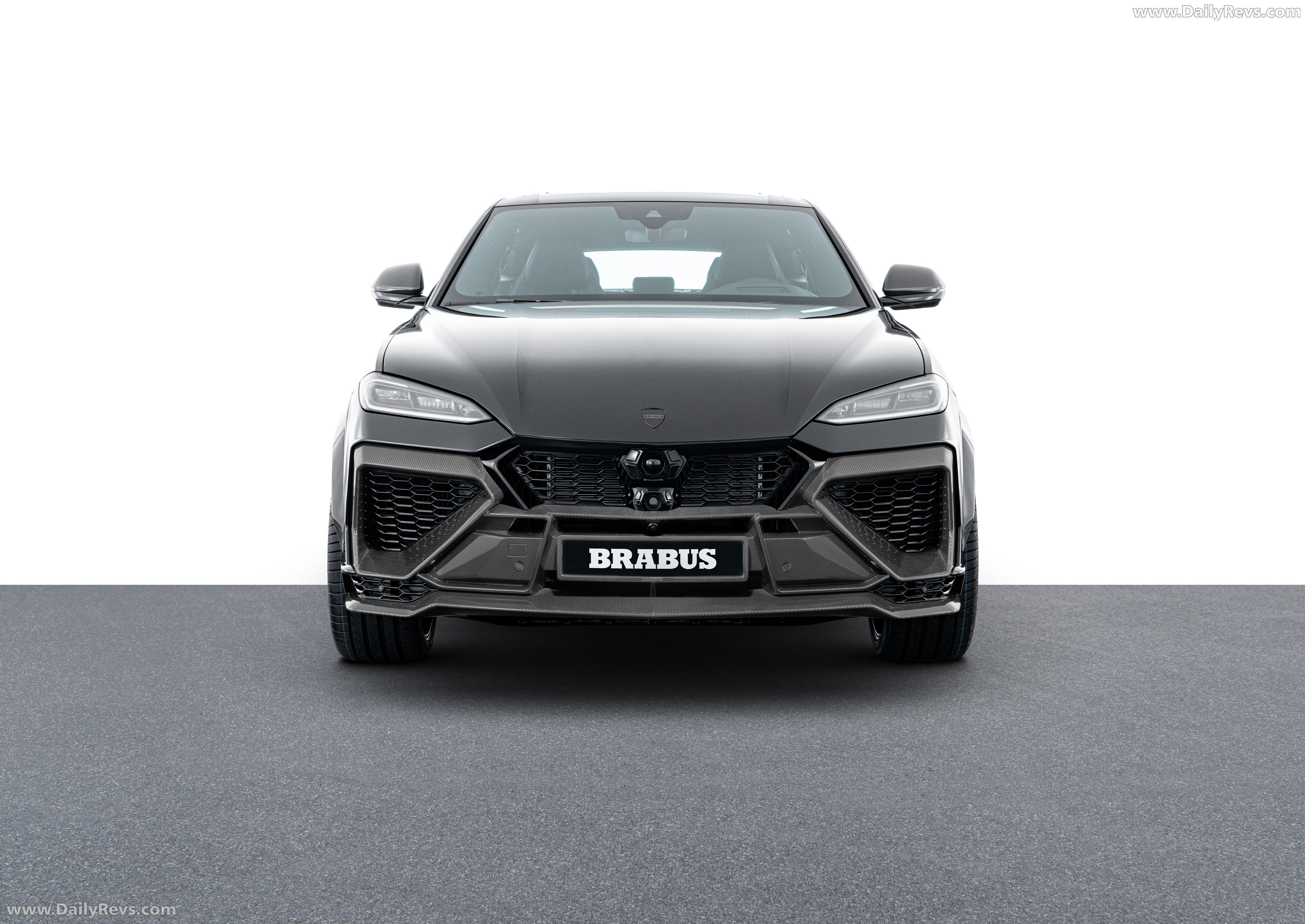 2026 Brabus 900 Superblack Urus SE Front View