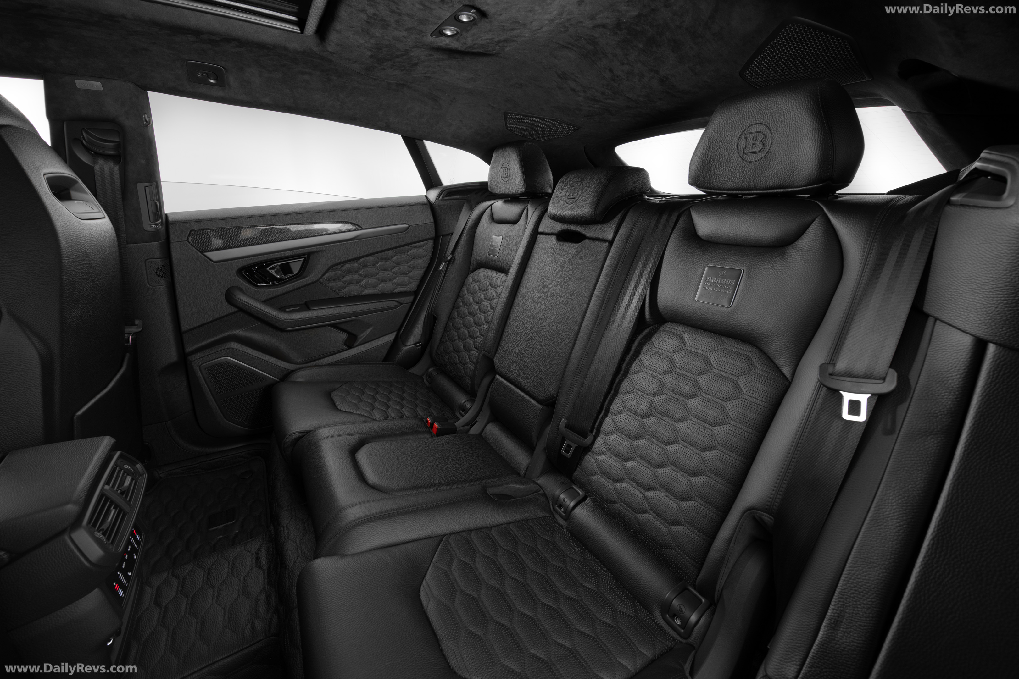 2026 Brabus 900 Superblack Urus SE Interior