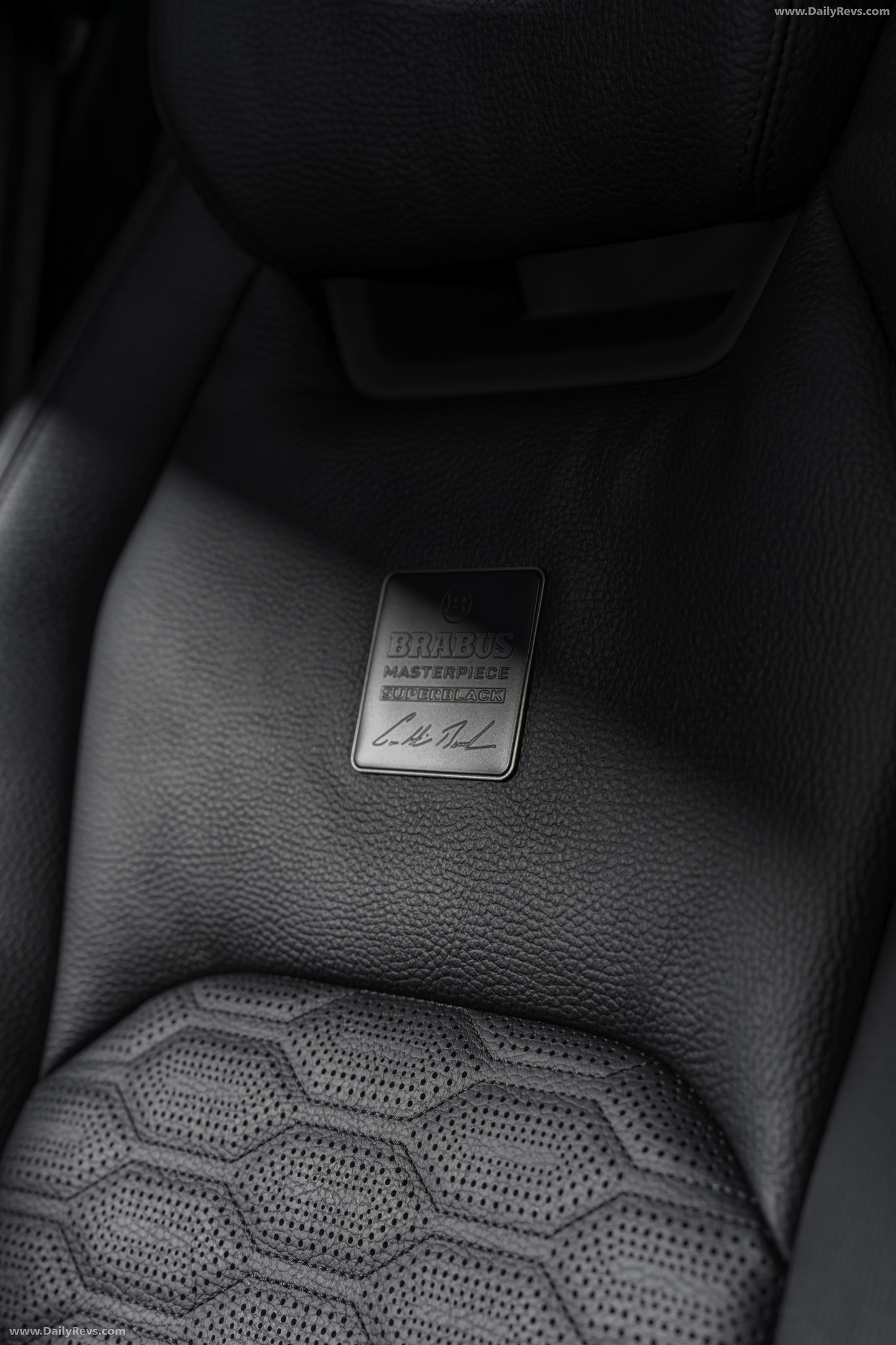 2026 Brabus 900 Superblack Urus SE Interior