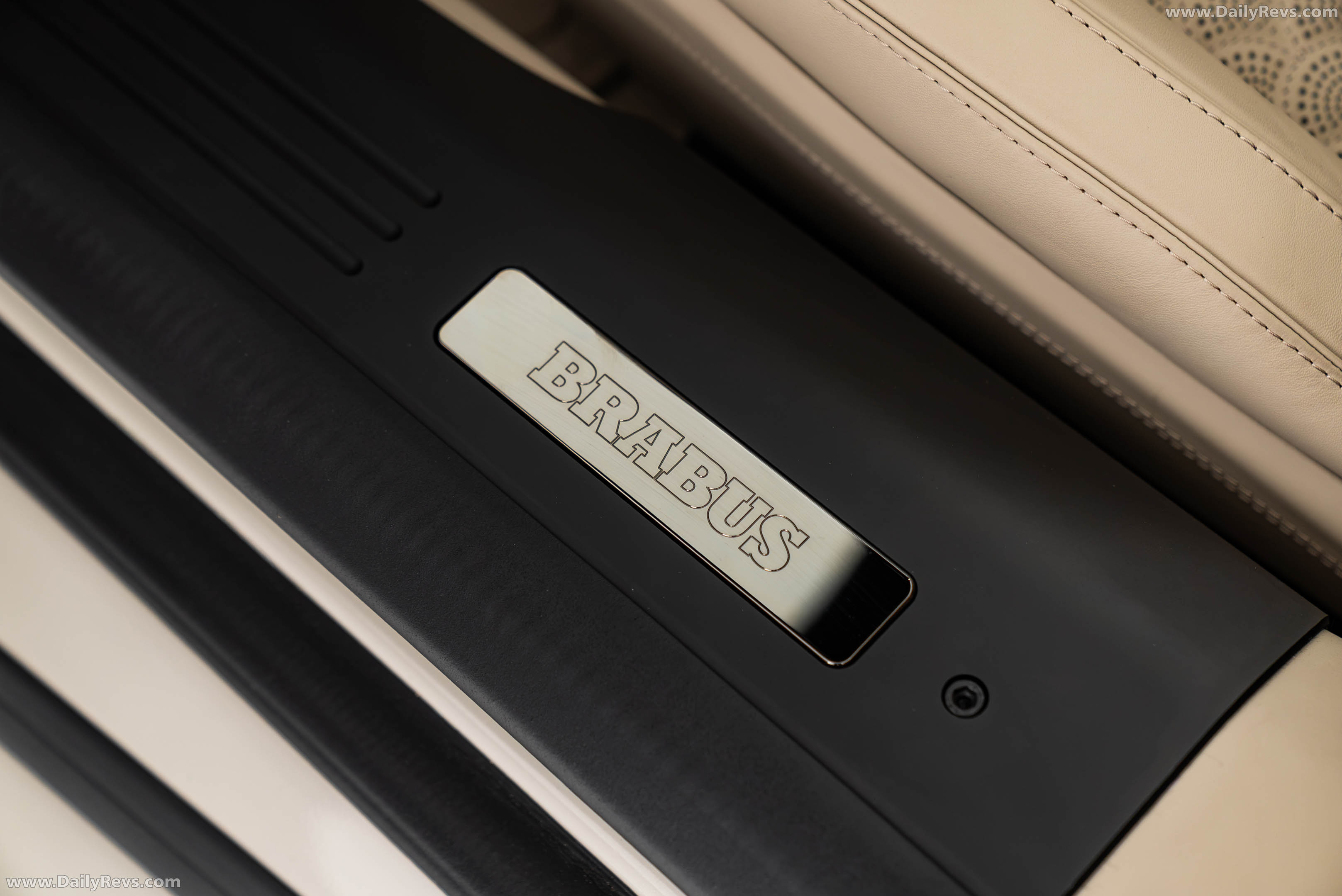 2027 Brabus Bodo Cabriolet Silk Stone Interior