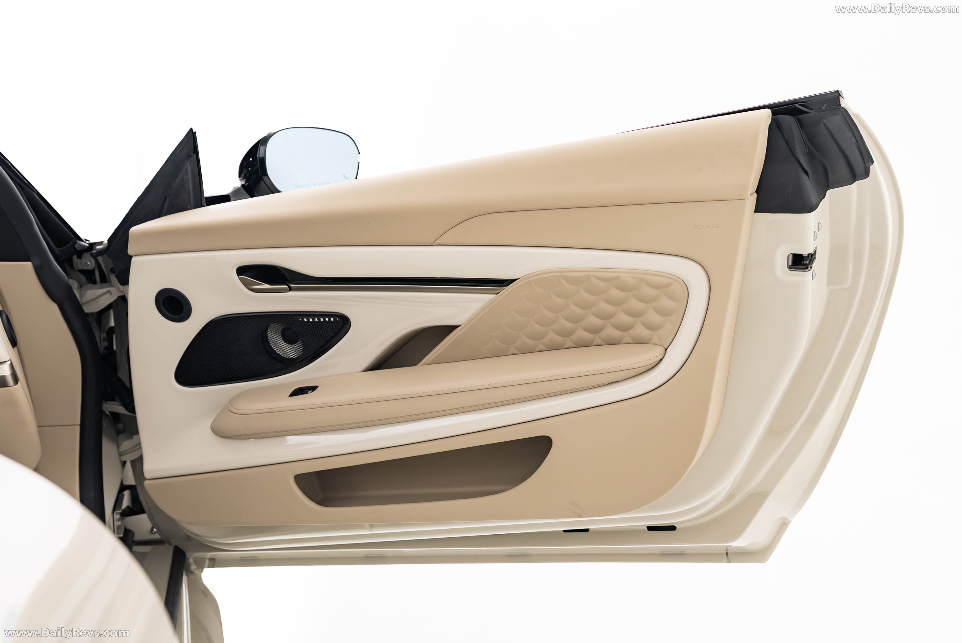 2027 Brabus Bodo Cabriolet Silk Stone Interior