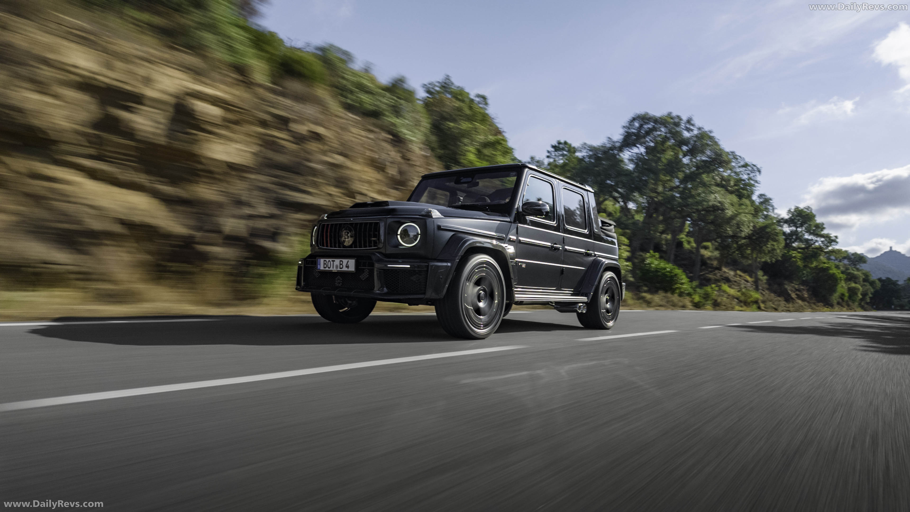 2027 Brabus 900 Rocket Edition Cabrio Front View