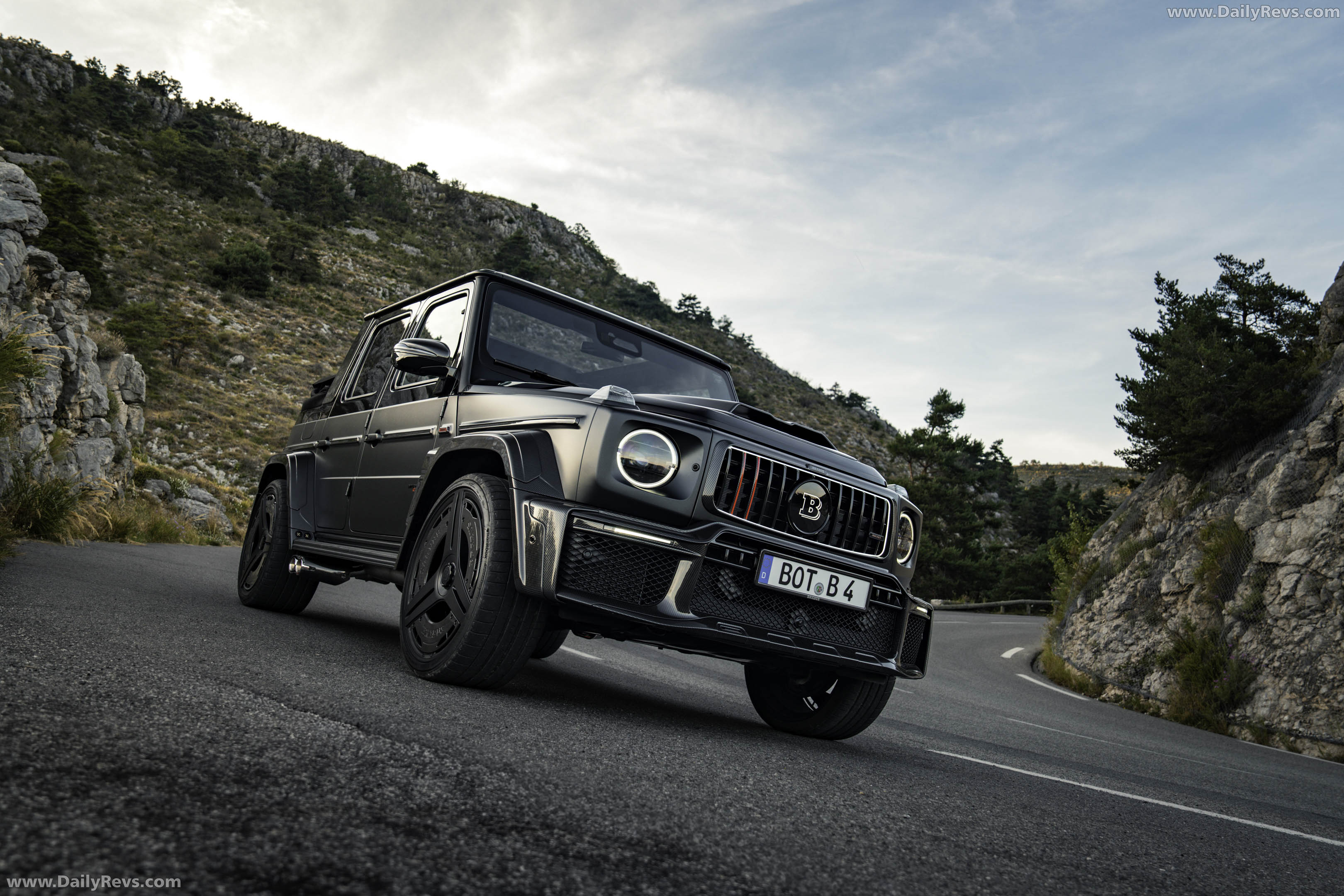 2027 Brabus 900 Rocket Edition Cabrio Front View