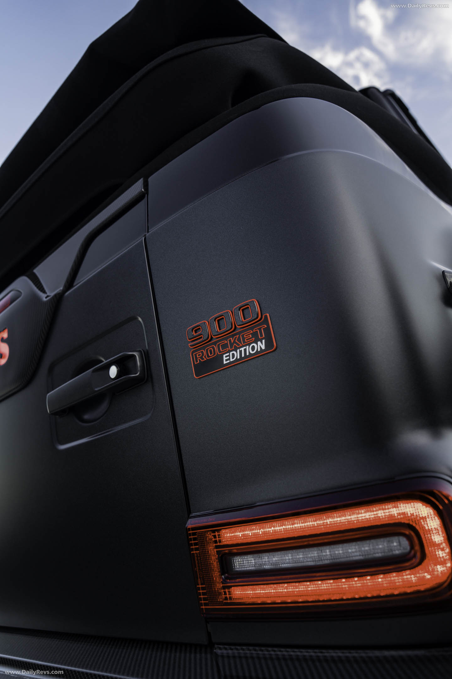 2027 Brabus 900 Rocket Edition Cabrio Exterior